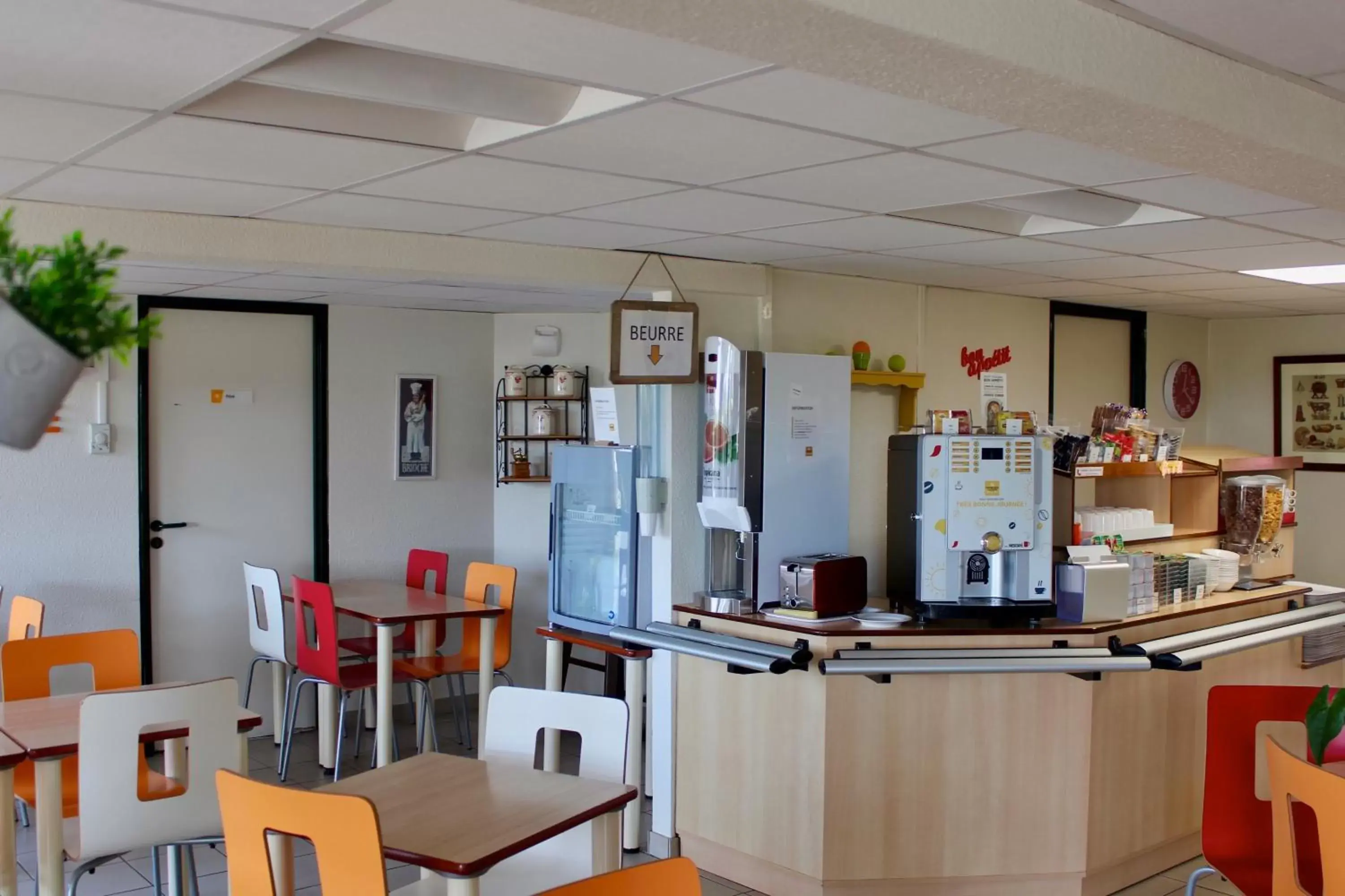 Dining area, Restaurant/Places to Eat in Première Classe Chateauroux - Saint Maur