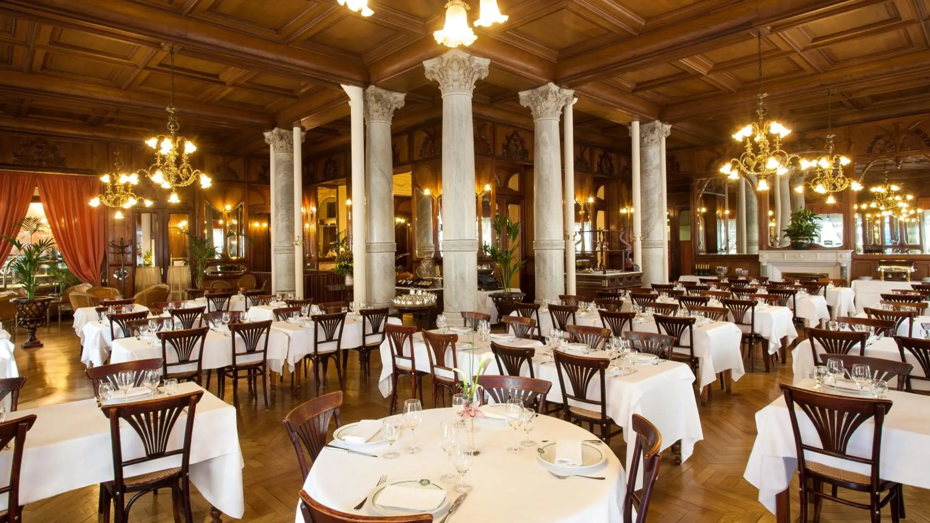 Restaurant/places to eat in Grand Hôtel Moderne Restaurant/places to eat in Grand Hôtel Moderne
