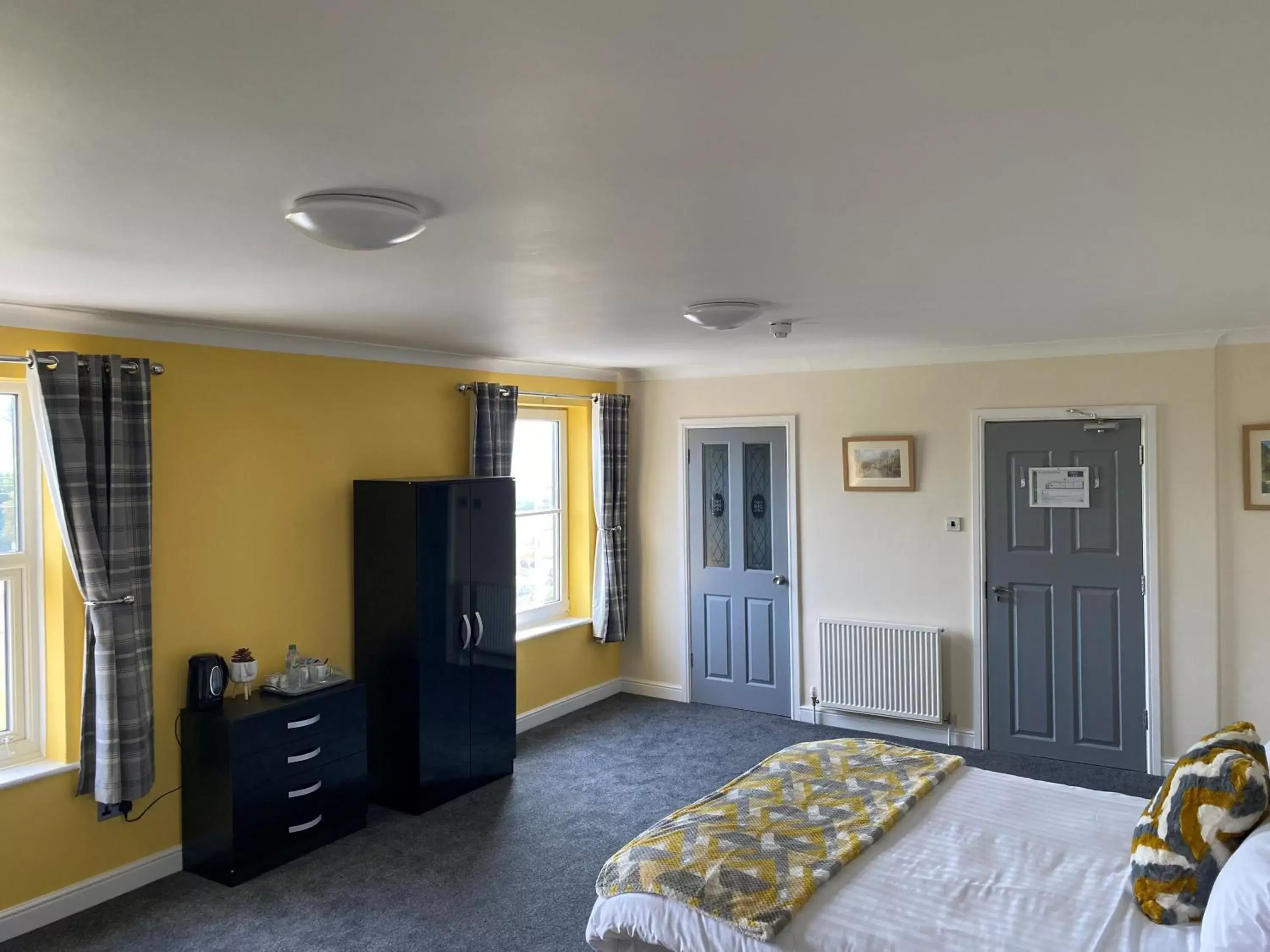 One-Bedroom Suite in The Well Inn