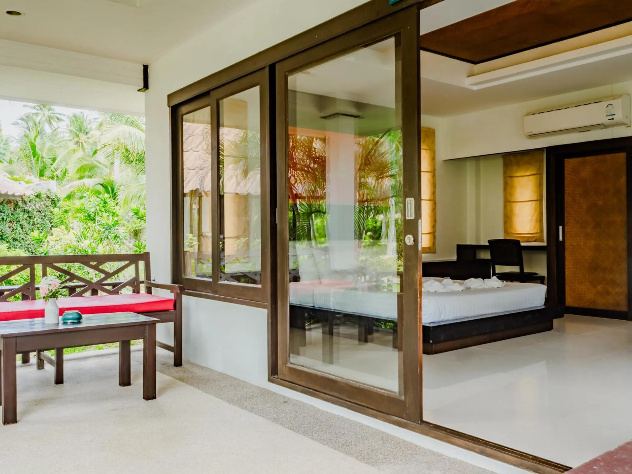 Balcony/Terrace, Bed in Am Samui Resort Taling Ngam