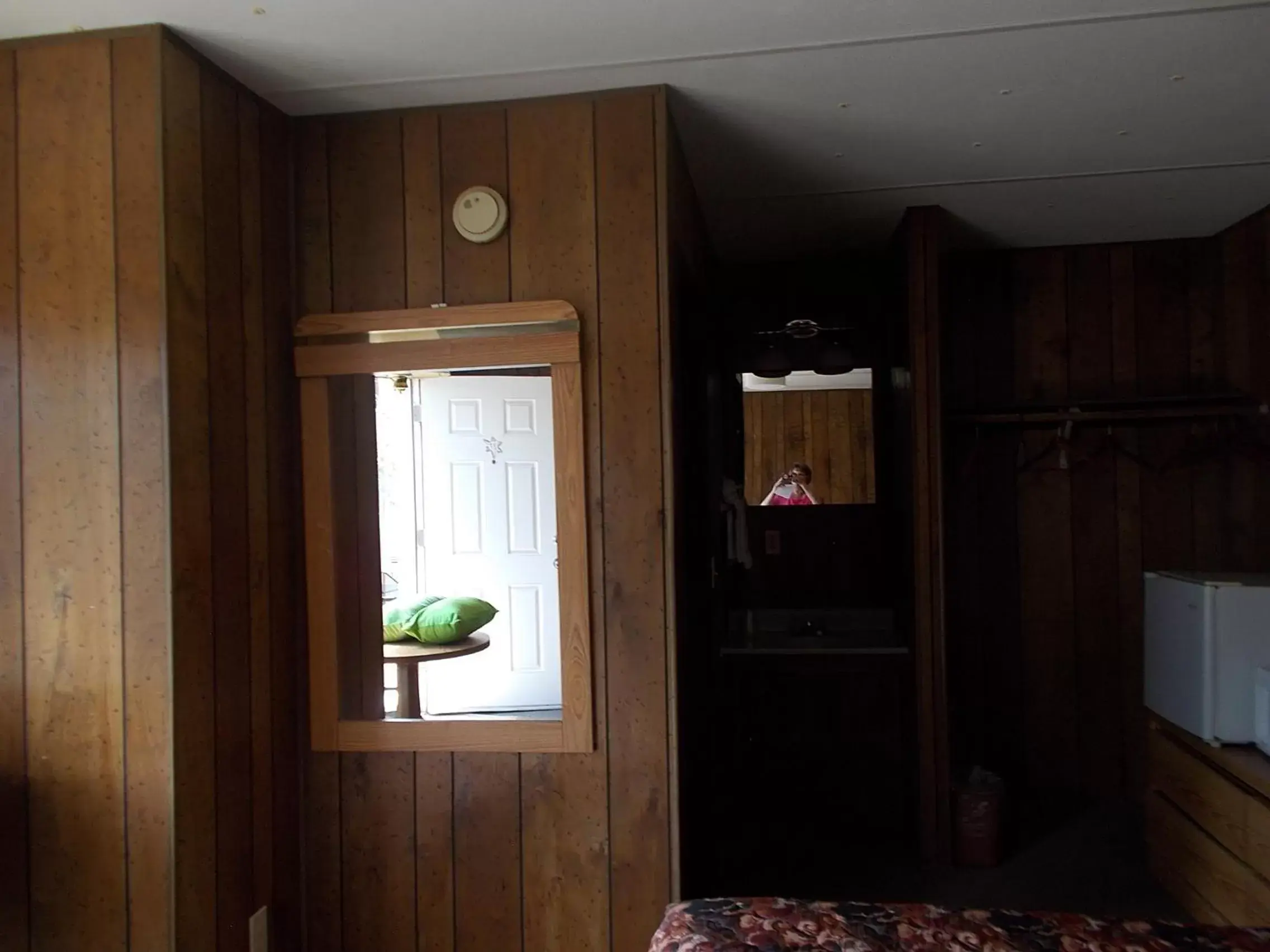 Bedroom in Atomic Inn Beatty Near Death Valley