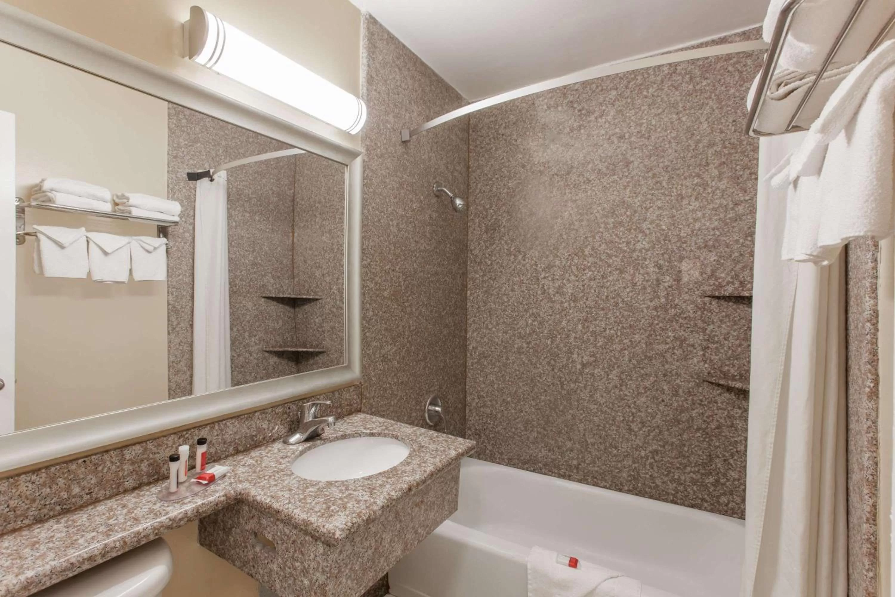 Bathroom in Travelodge by Wyndham San Diego SeaWorld