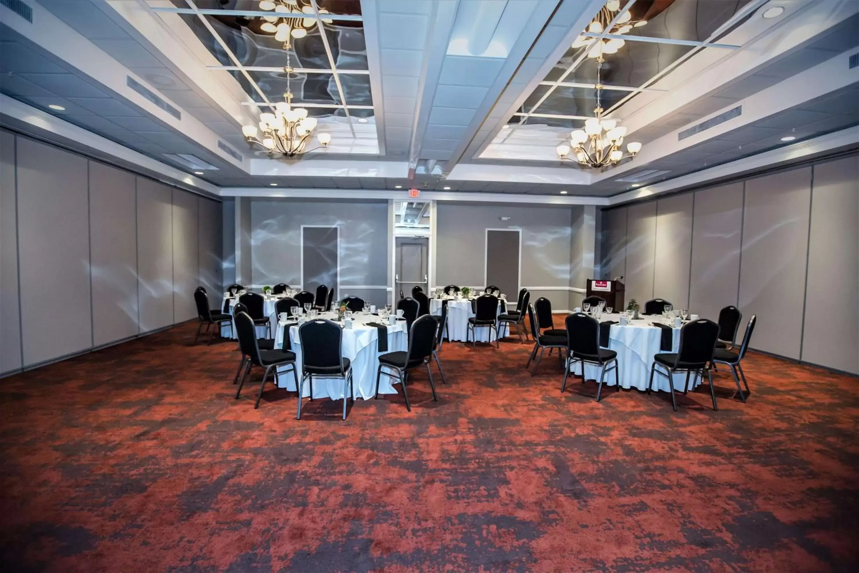 On site, Banquet Facilities in Ramada by Wyndham Jacksonville Hotel & Conference Center