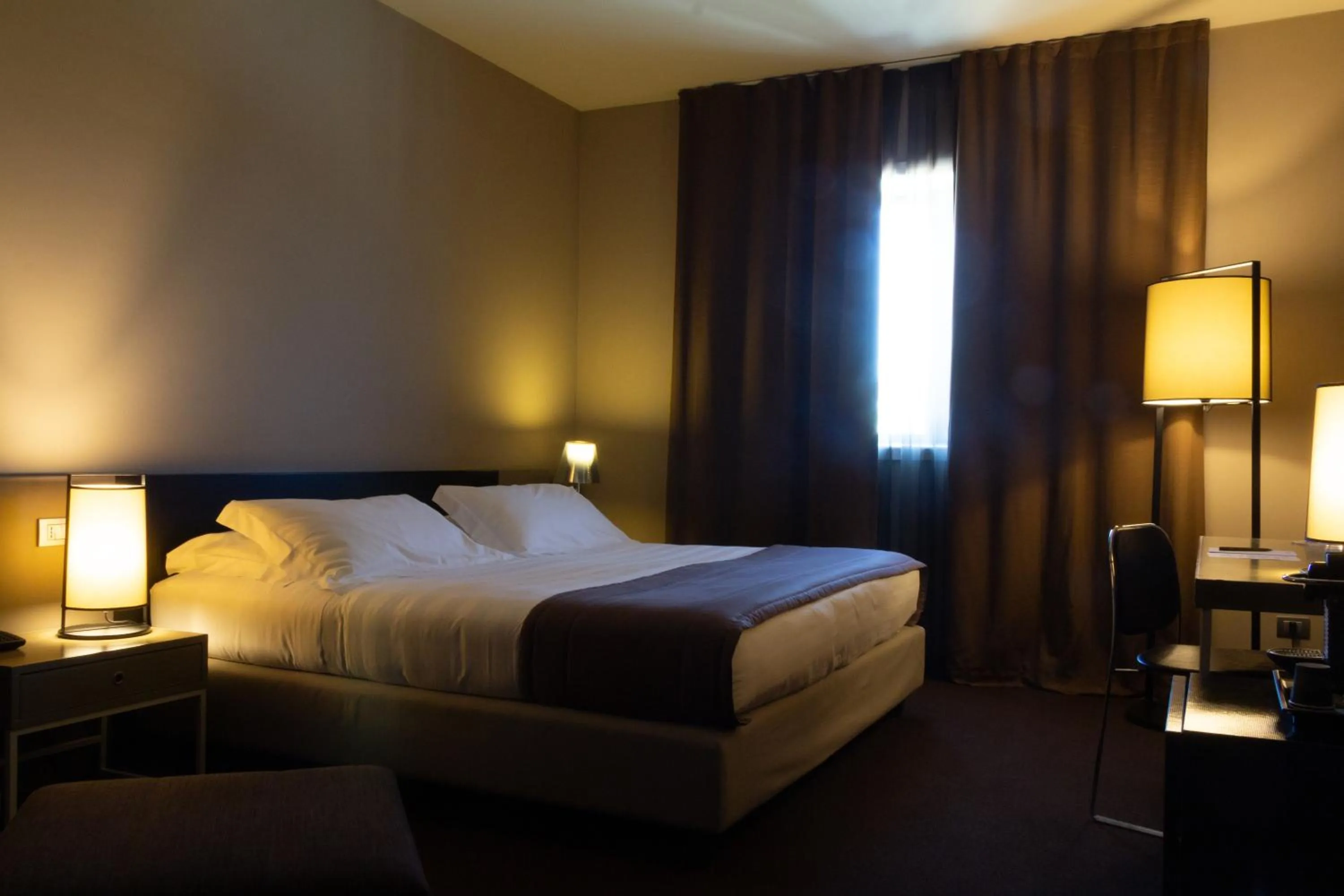 Bed in G Hotel Ancona