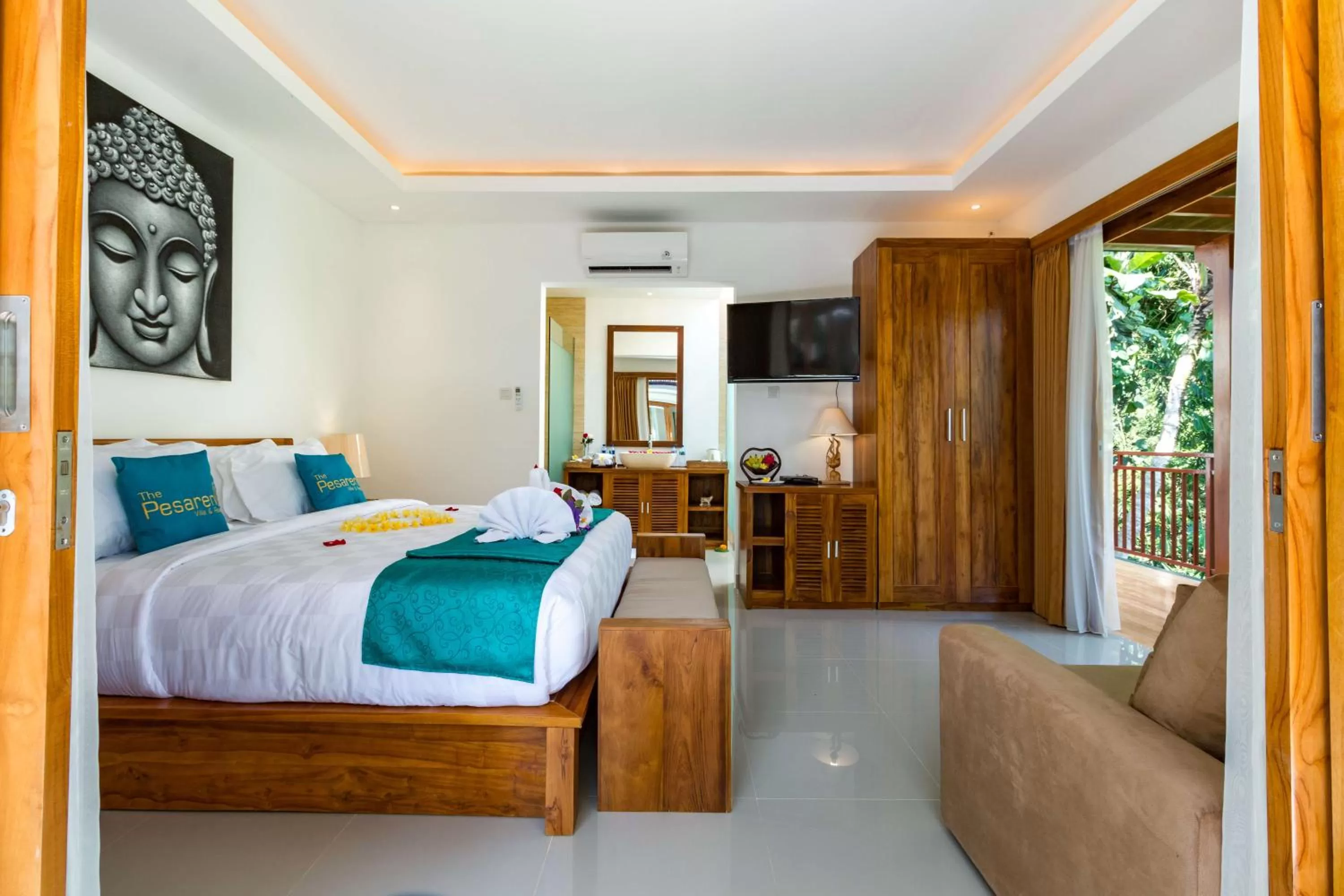 Bed in The Pesaren Ubud