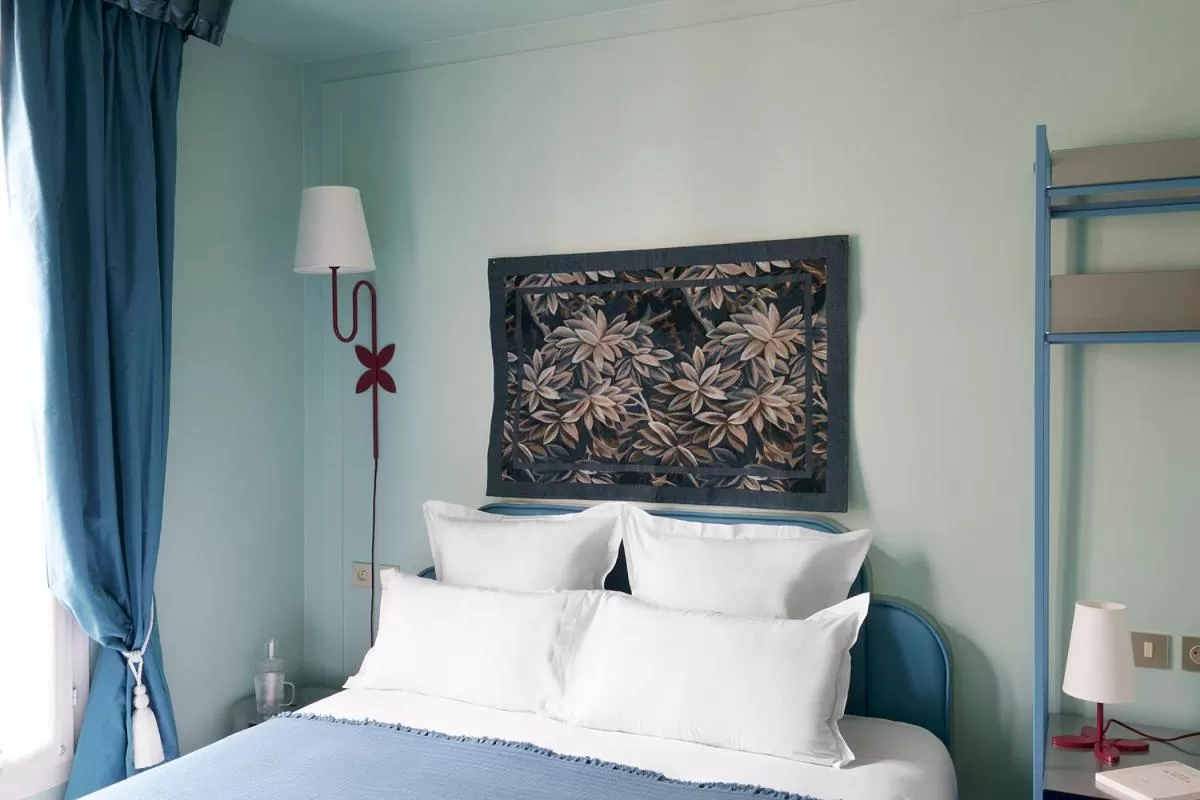 Bed in Hôtel Beauregard