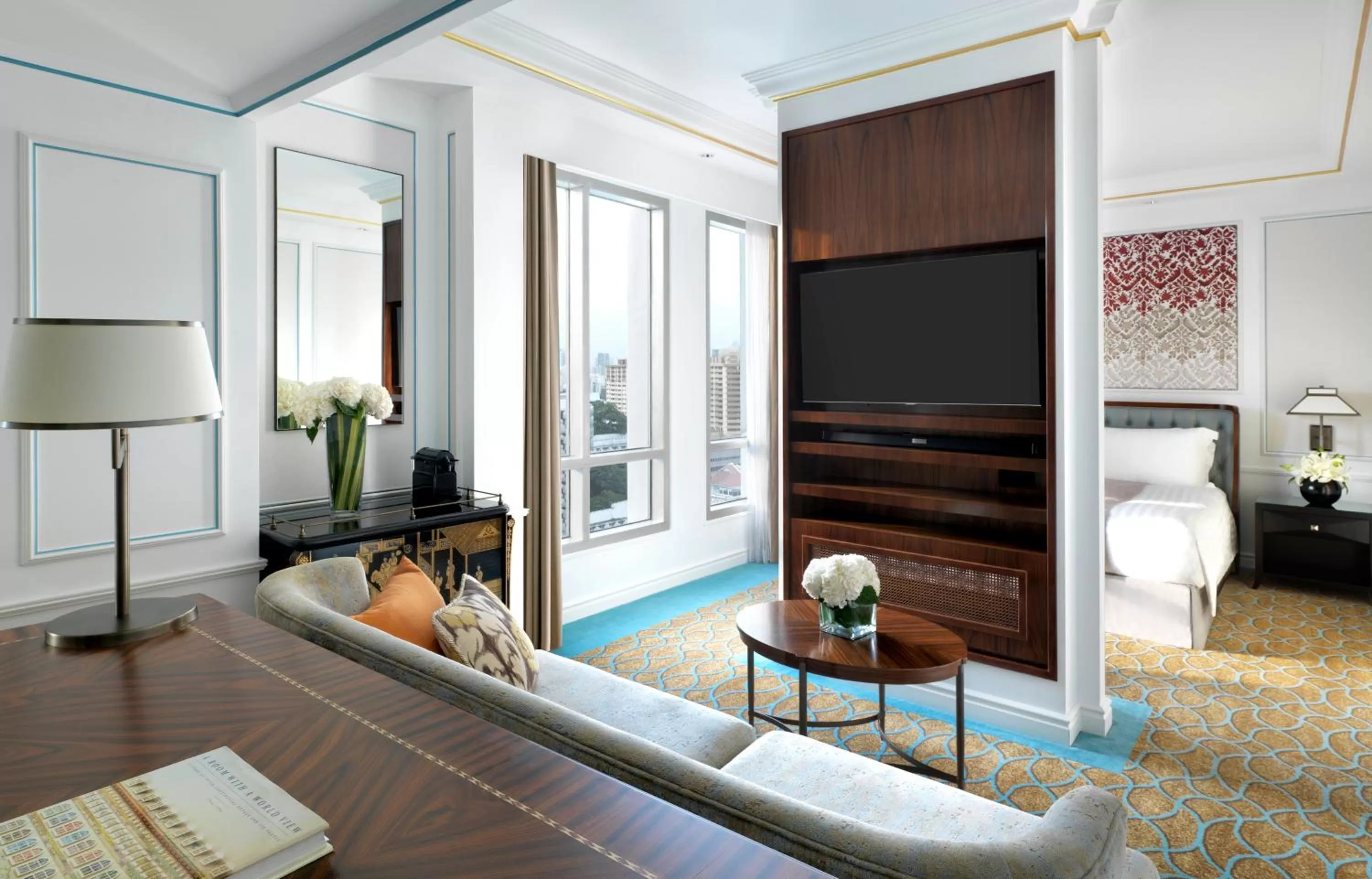 Photo of the whole room in InterContinental Singapore by IHG