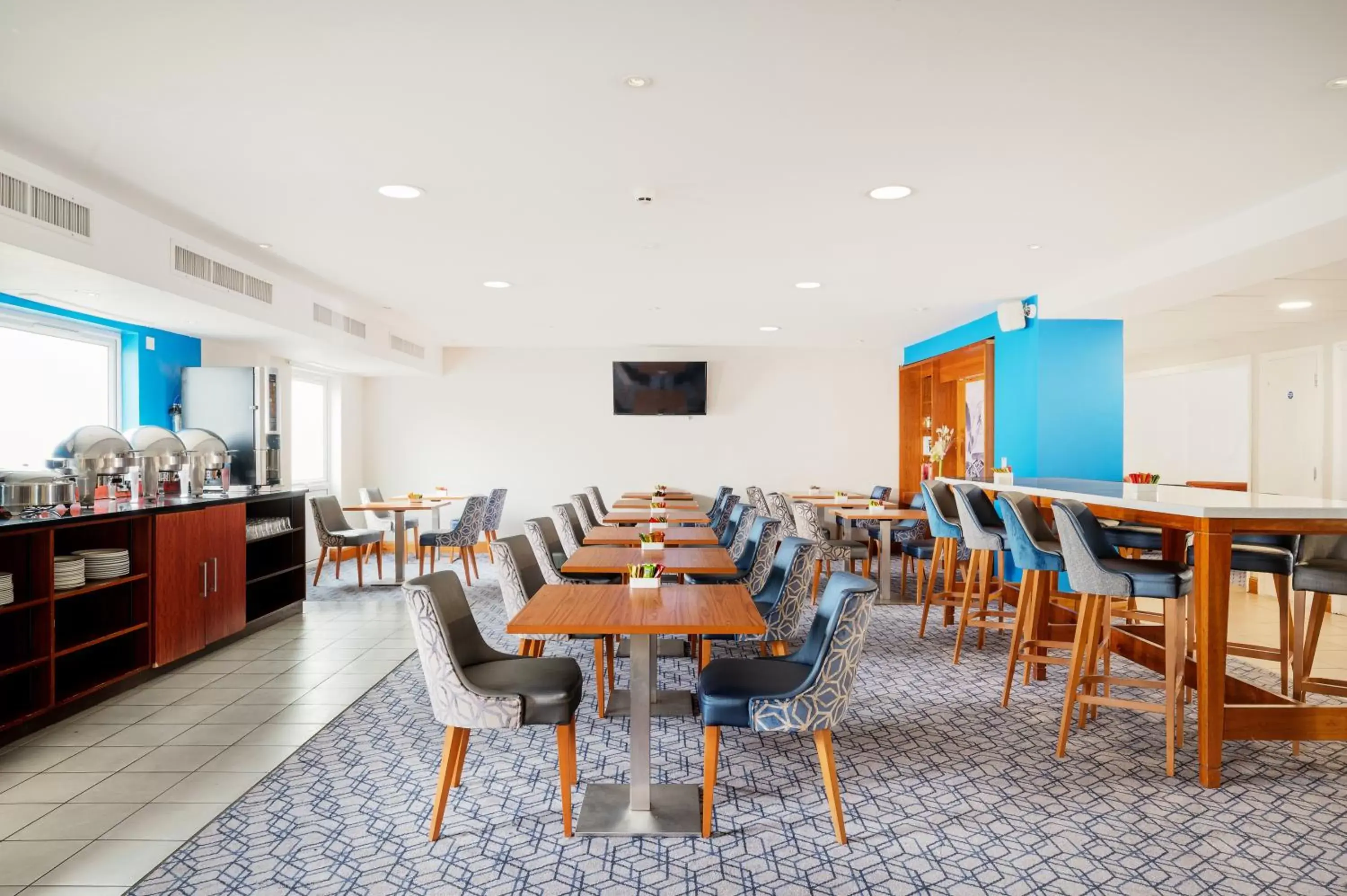 Restaurant/Places to Eat in Holiday Inn Express Shrewsbury, an IHG Hotel