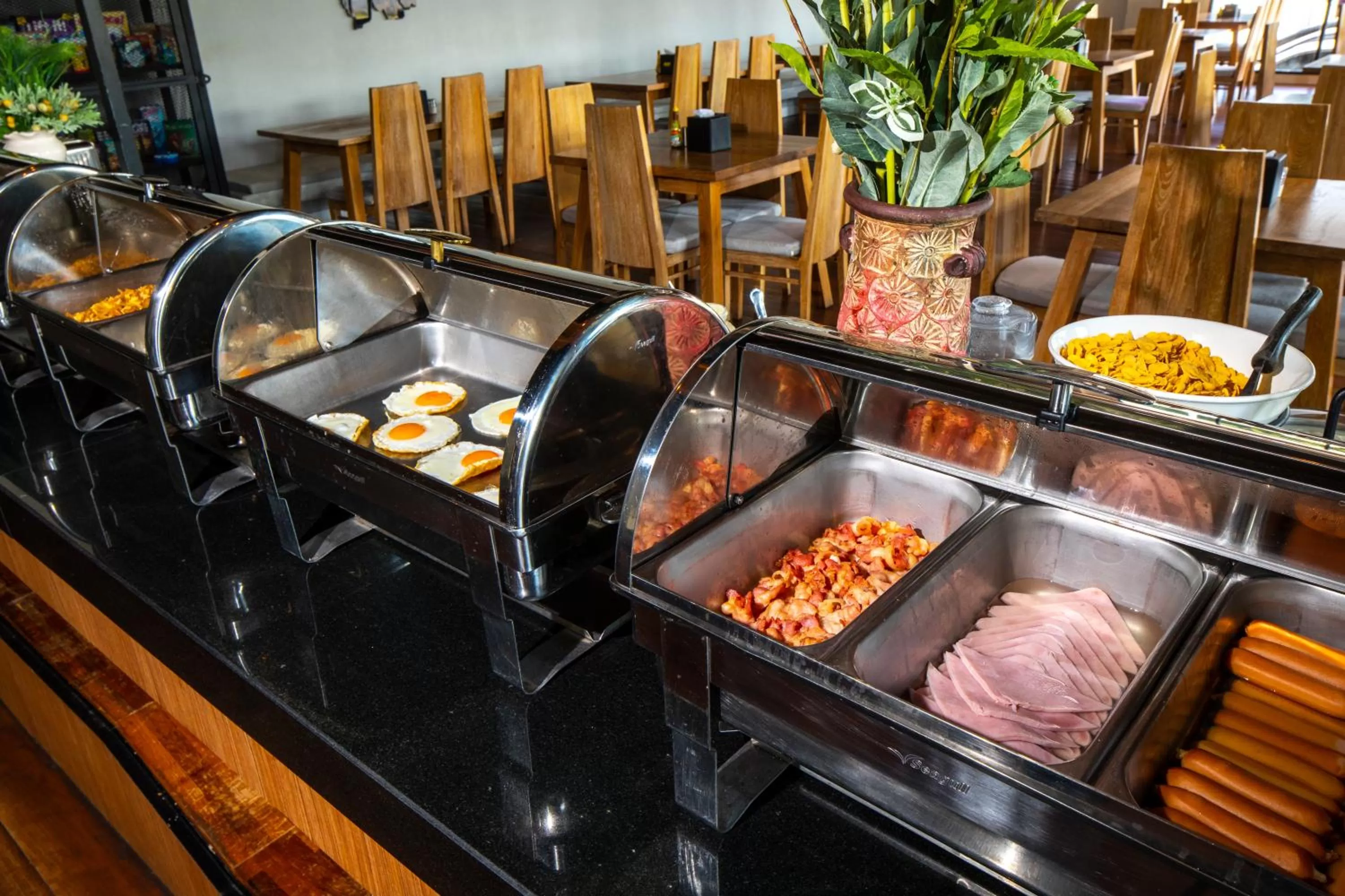 Breakfast in The VELO'S Hotel and Pumptrack