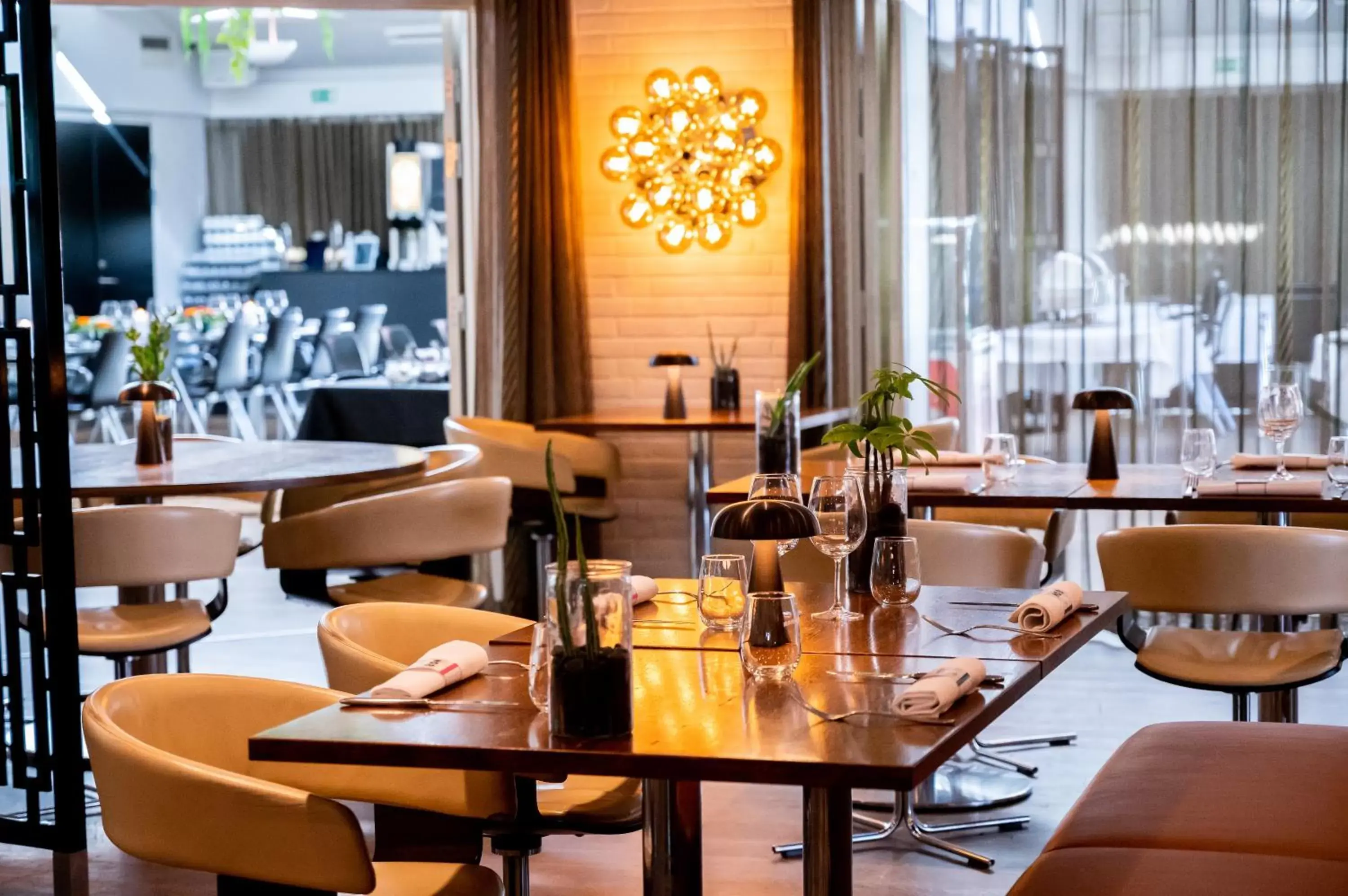 Restaurant/Places to Eat in Hotel Svanen Billund