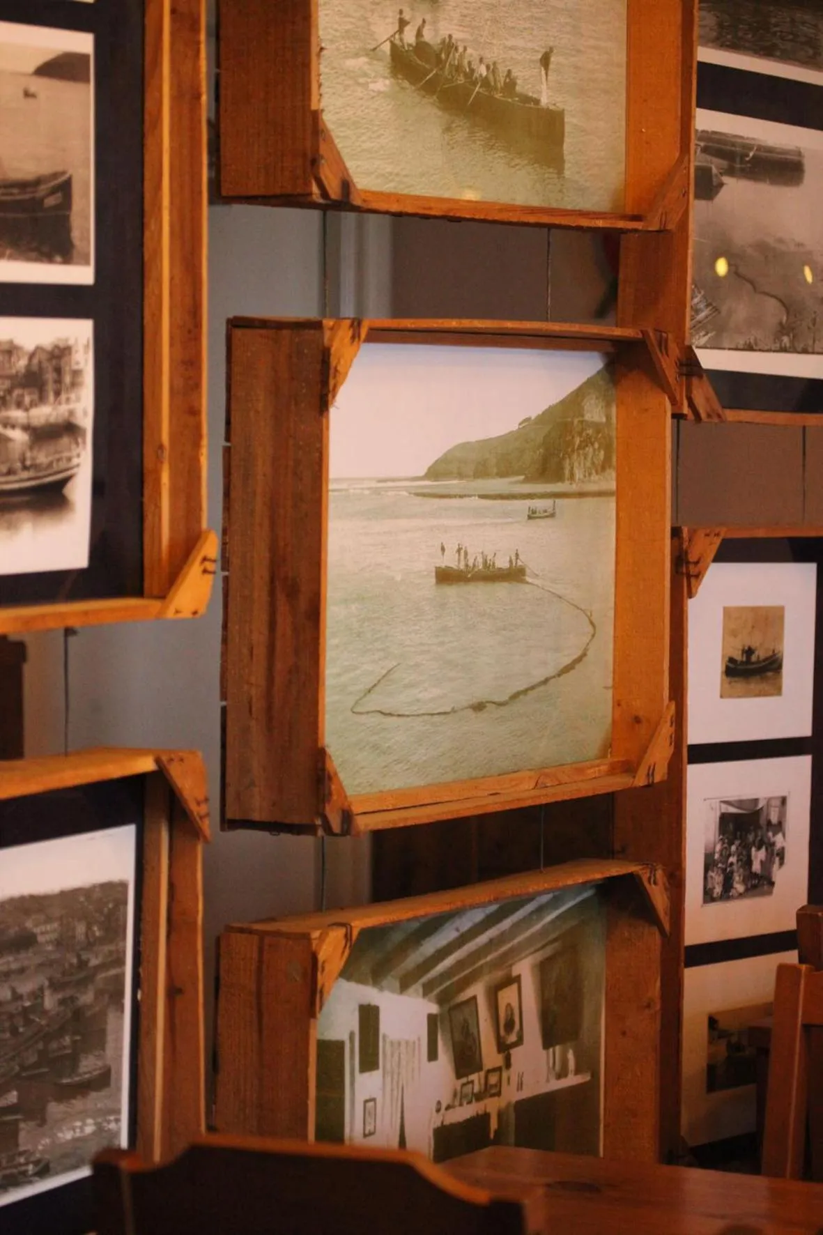 Decorative detail in Hotel Metrokua