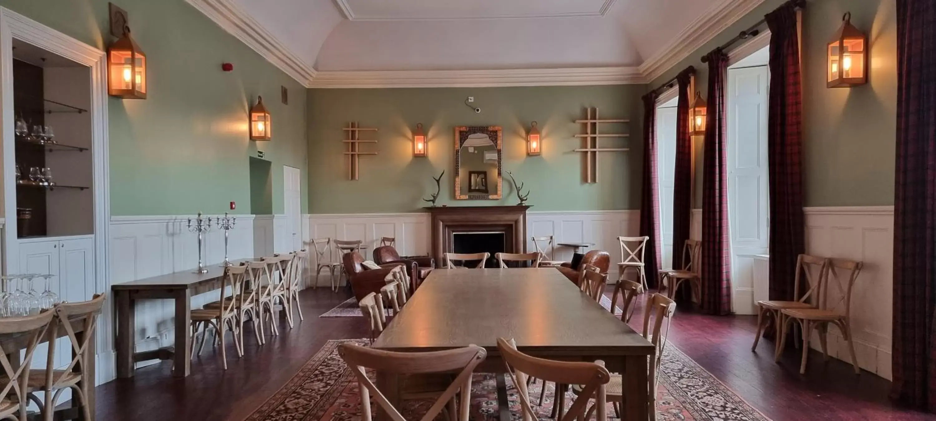 Food and drinks, Restaurant/Places to Eat in Buccleuch and Queensberry Arms Hotel