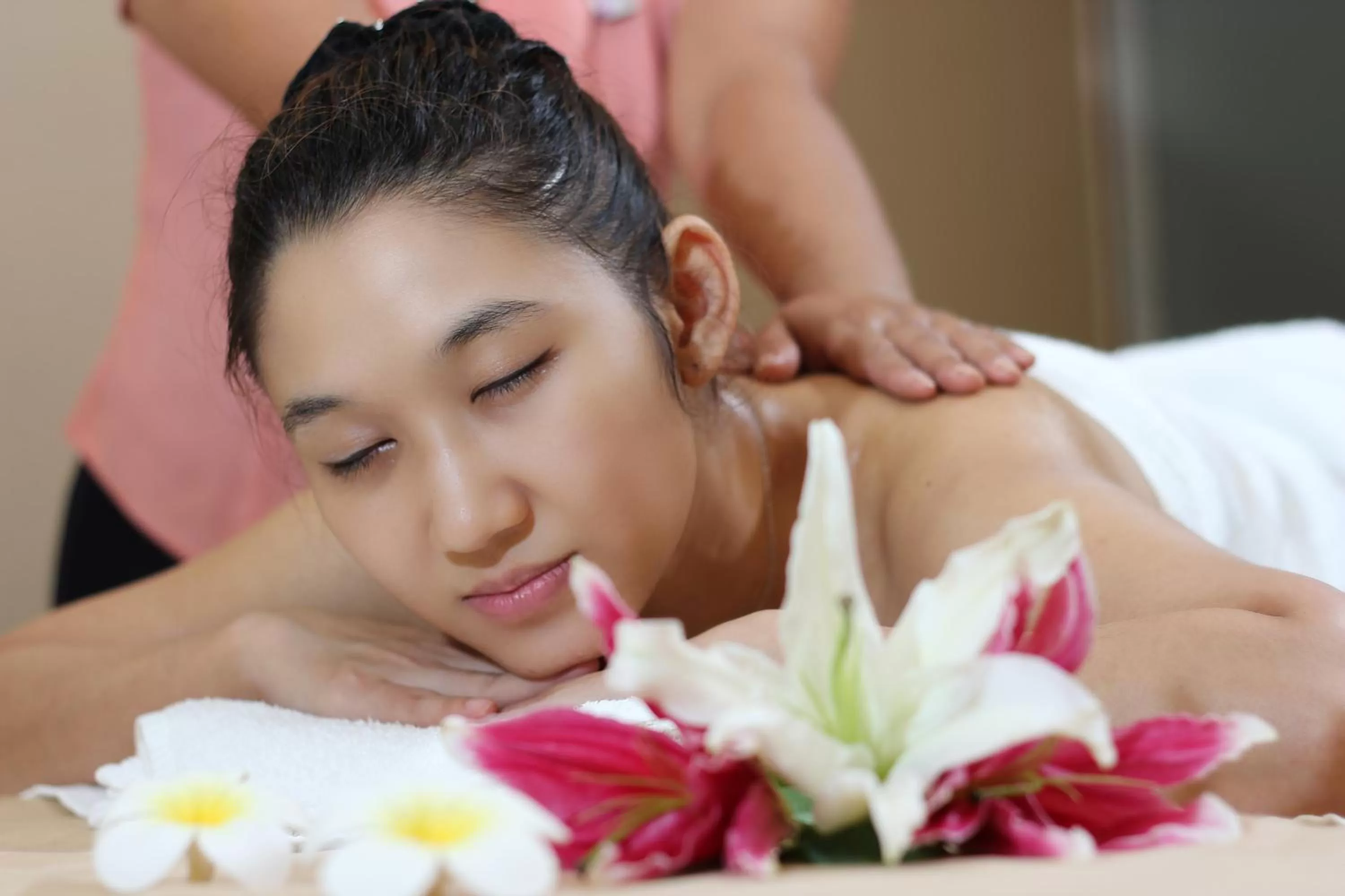 Massage in PARKROYAL Yangon