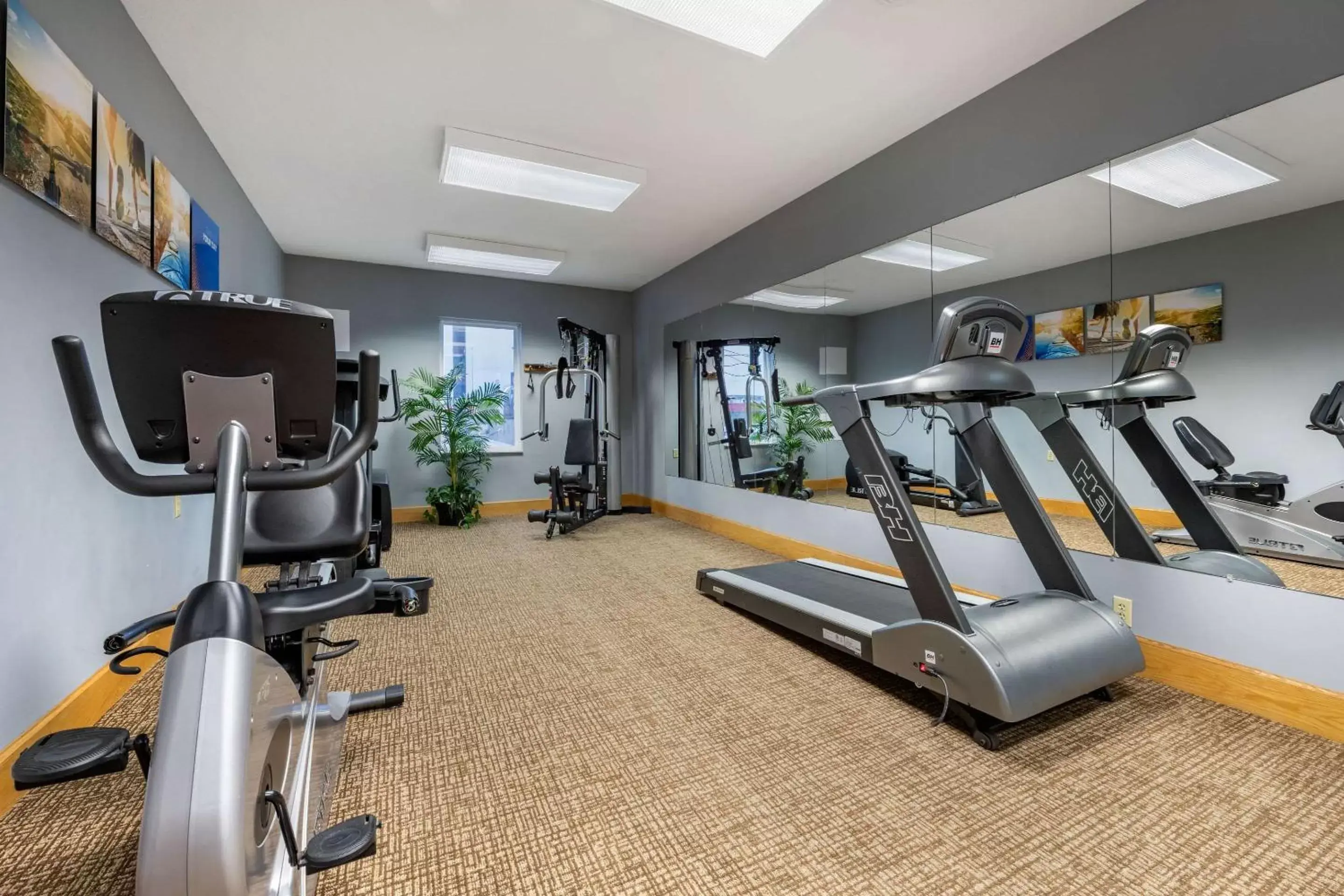 Fitness centre/facilities, Fitness Center/Facilities in Comfort Inn Splash Harbor