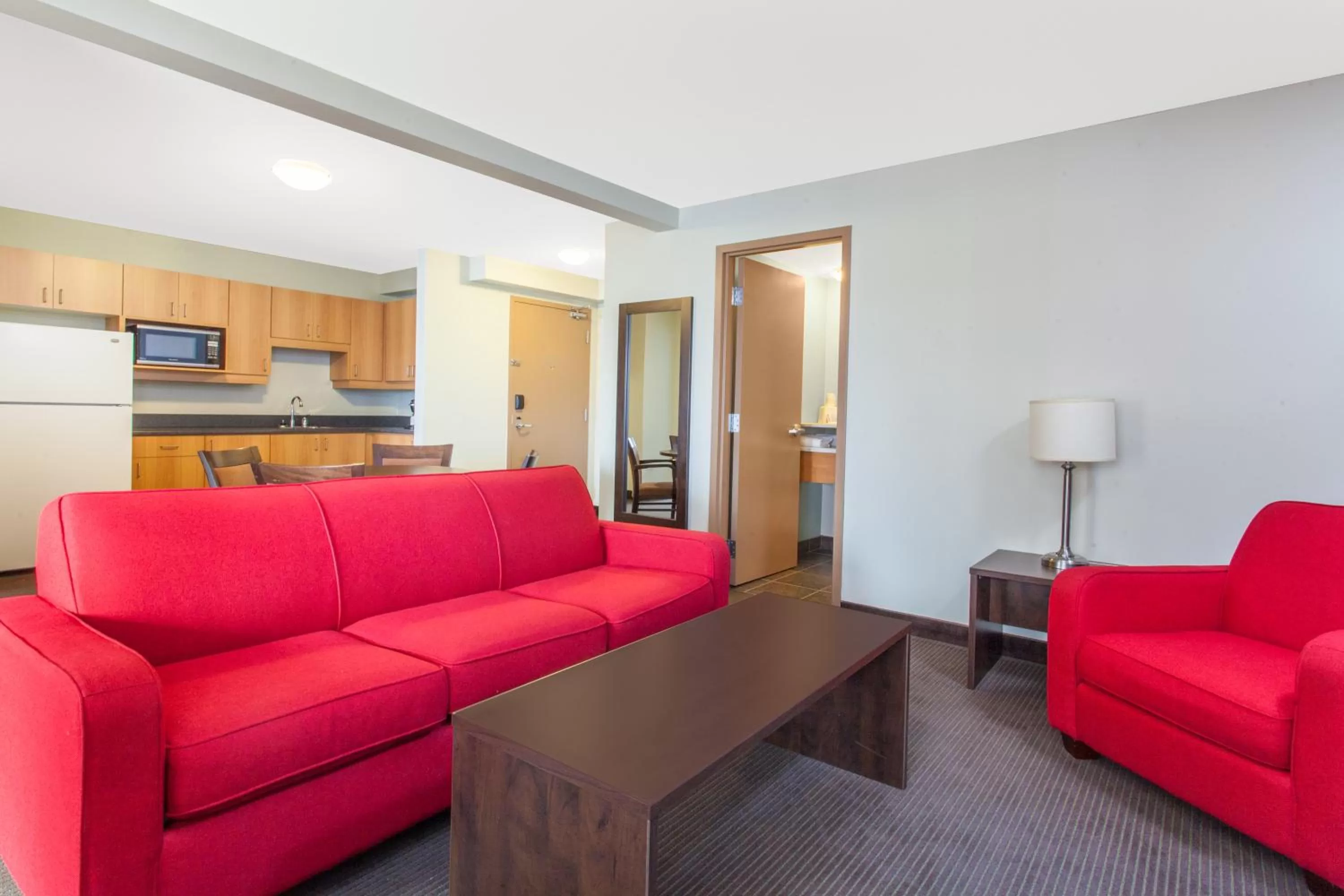 Kitchen or kitchenette in Super 8 by Wyndham Red Lake ON