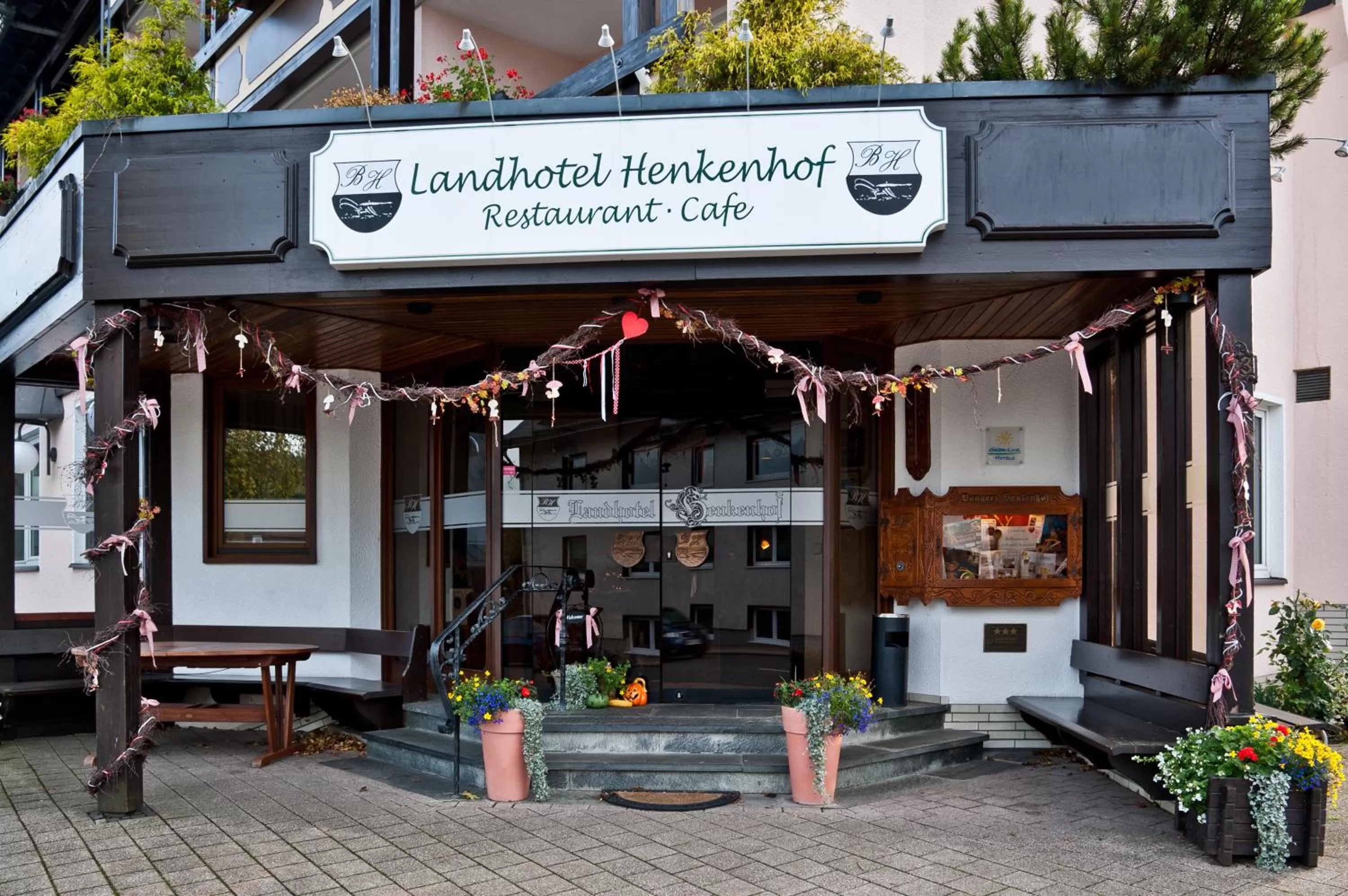 Facade/entrance in Landhotel Henkenhof Willingen