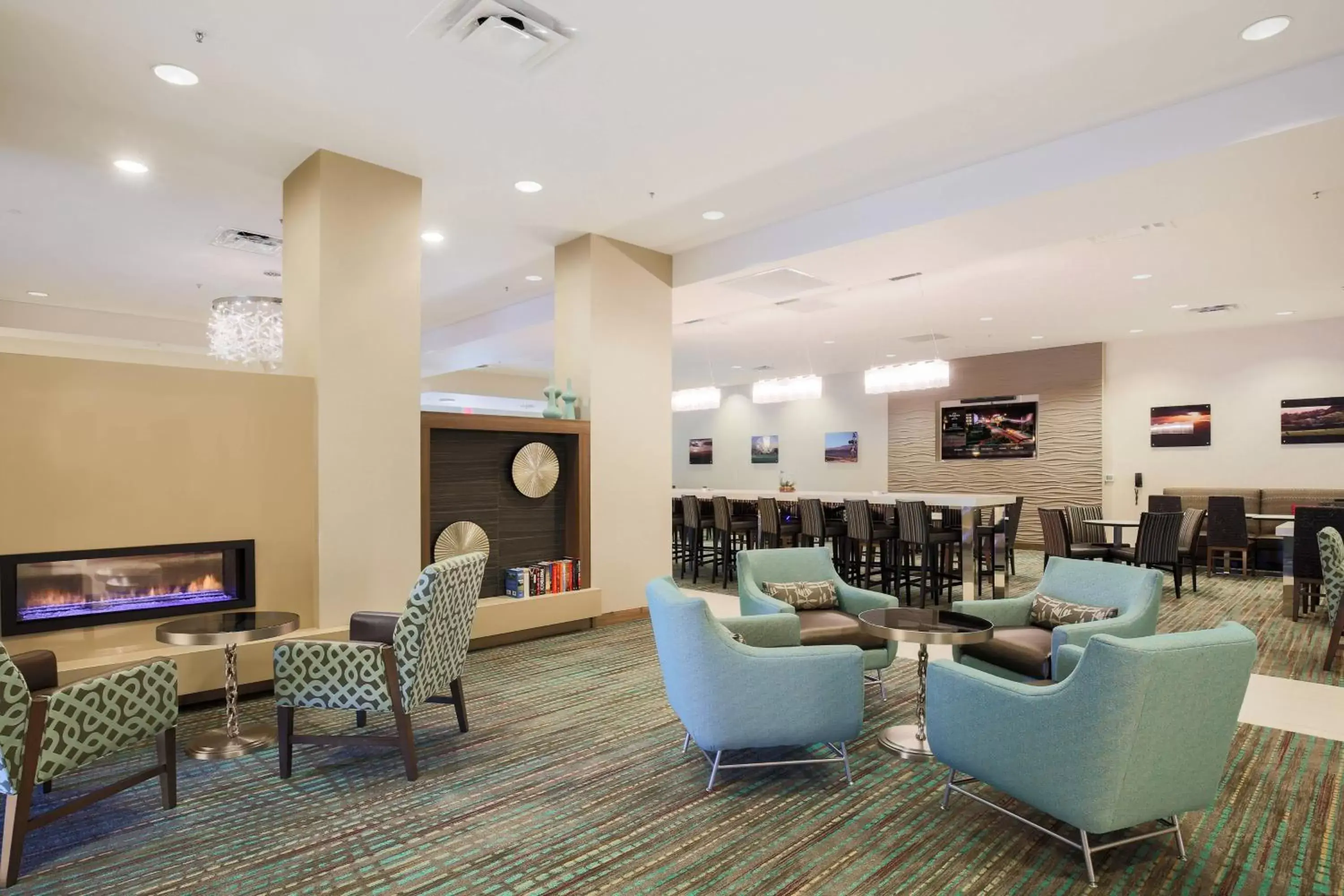 Lobby or reception, Lounge/Bar in Residence Inn by Marriott San Jose Airport
