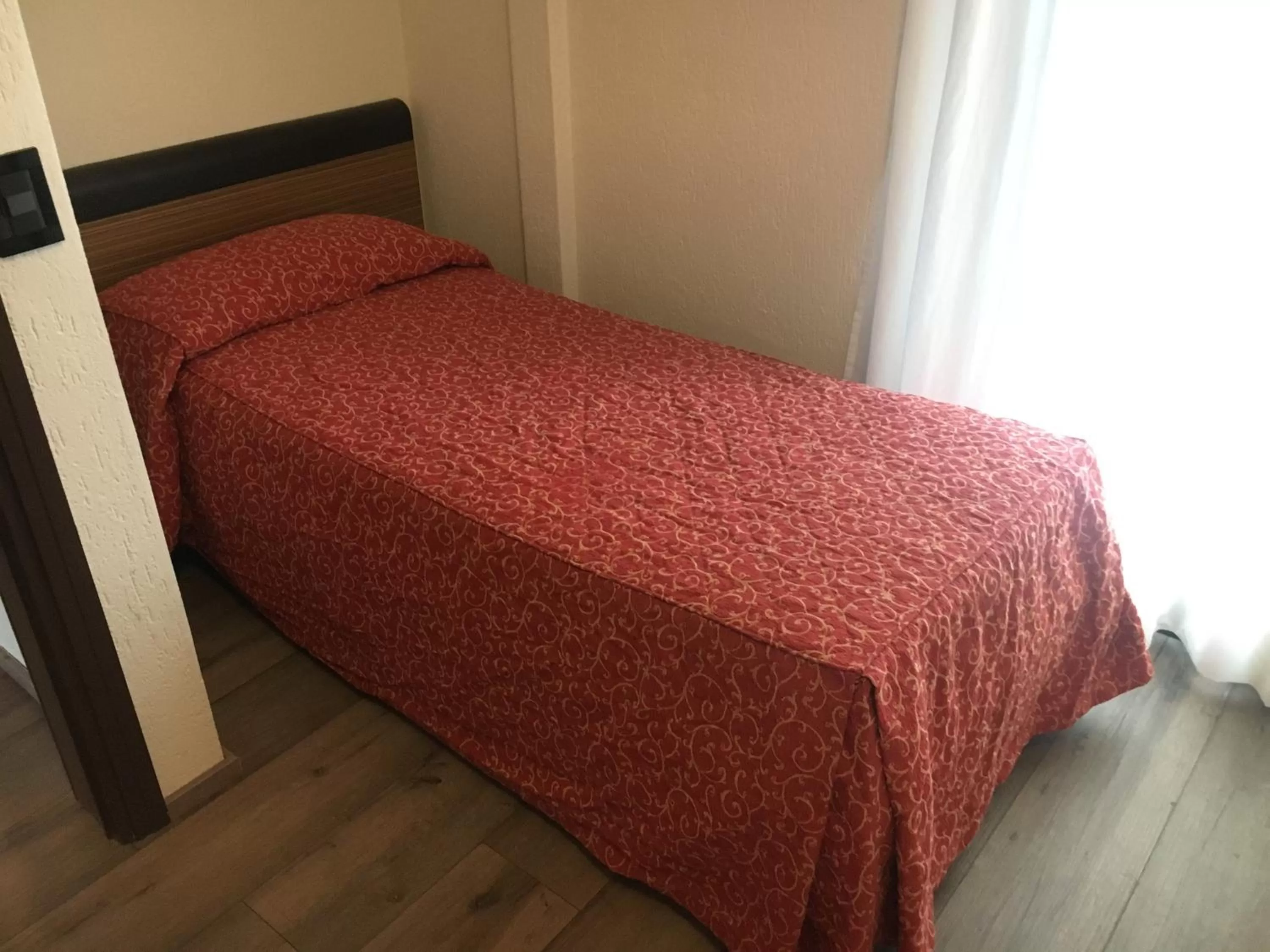 Bed in Albergo Valle d'Oro