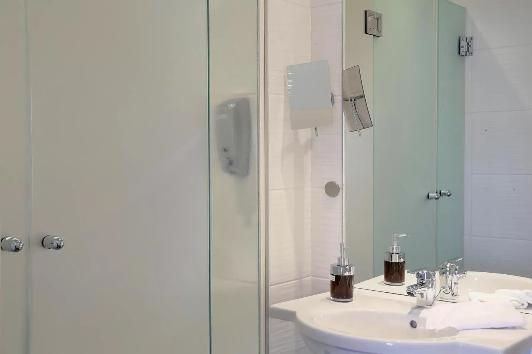 Shower, Bathroom in Best Western Plus Les Terrasses de Bréhat