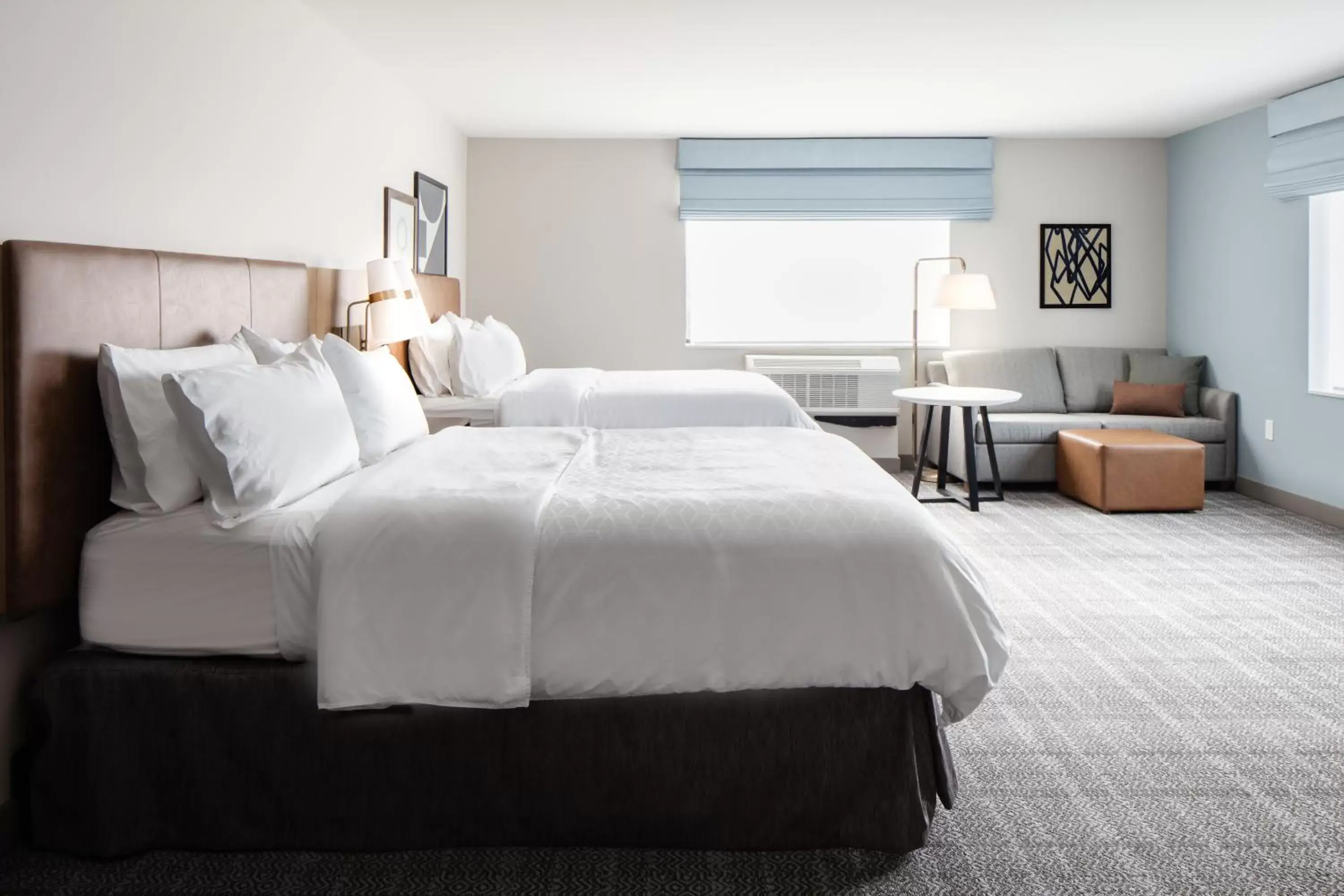 Bed in Staybridge Suites - Iowa City - Coralville by IHG Bed in Staybridge Suites - Iowa City - Coralville by IHG
