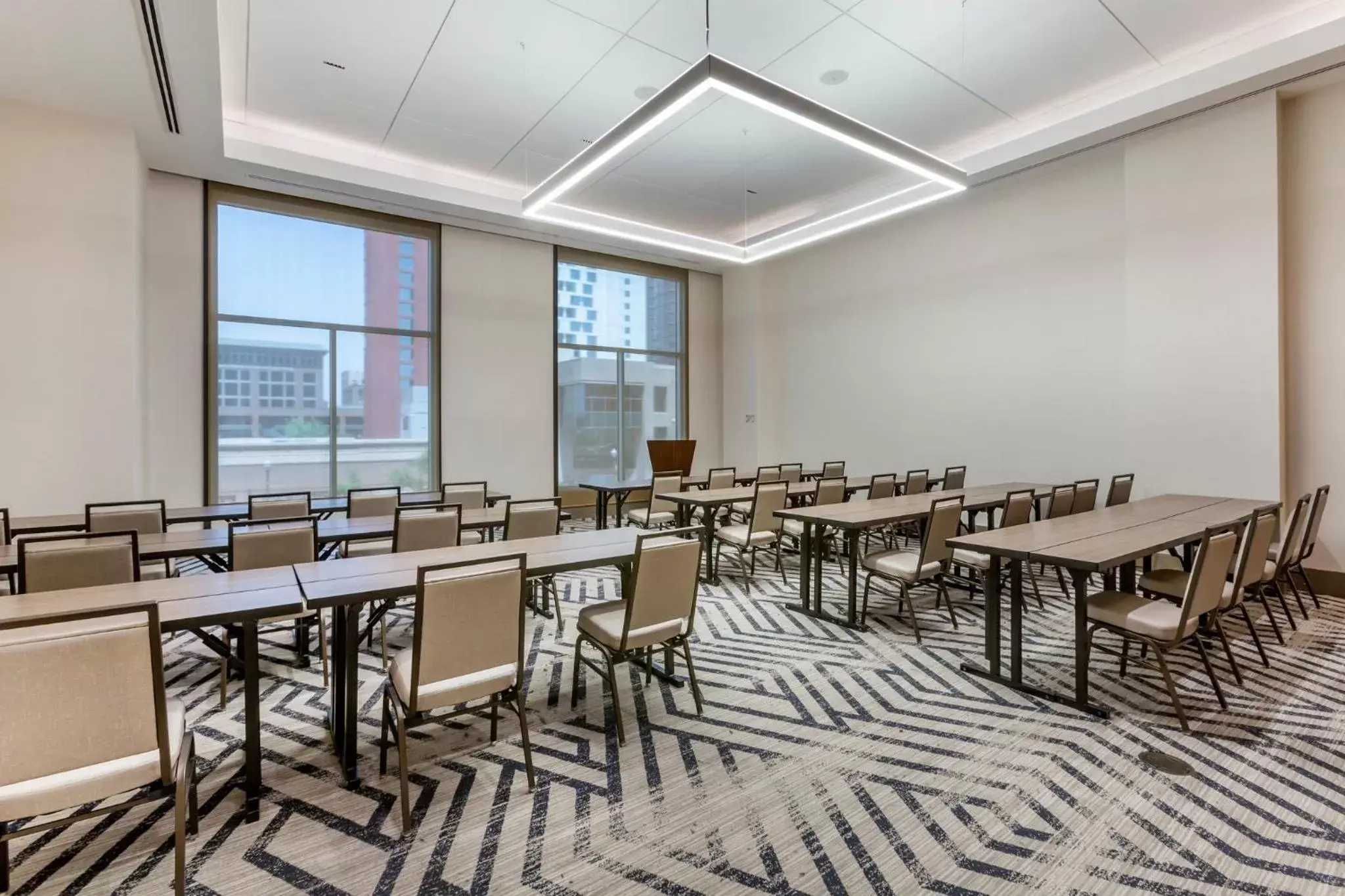 Meeting/conference room in Omni Tempe Hotel at ASU