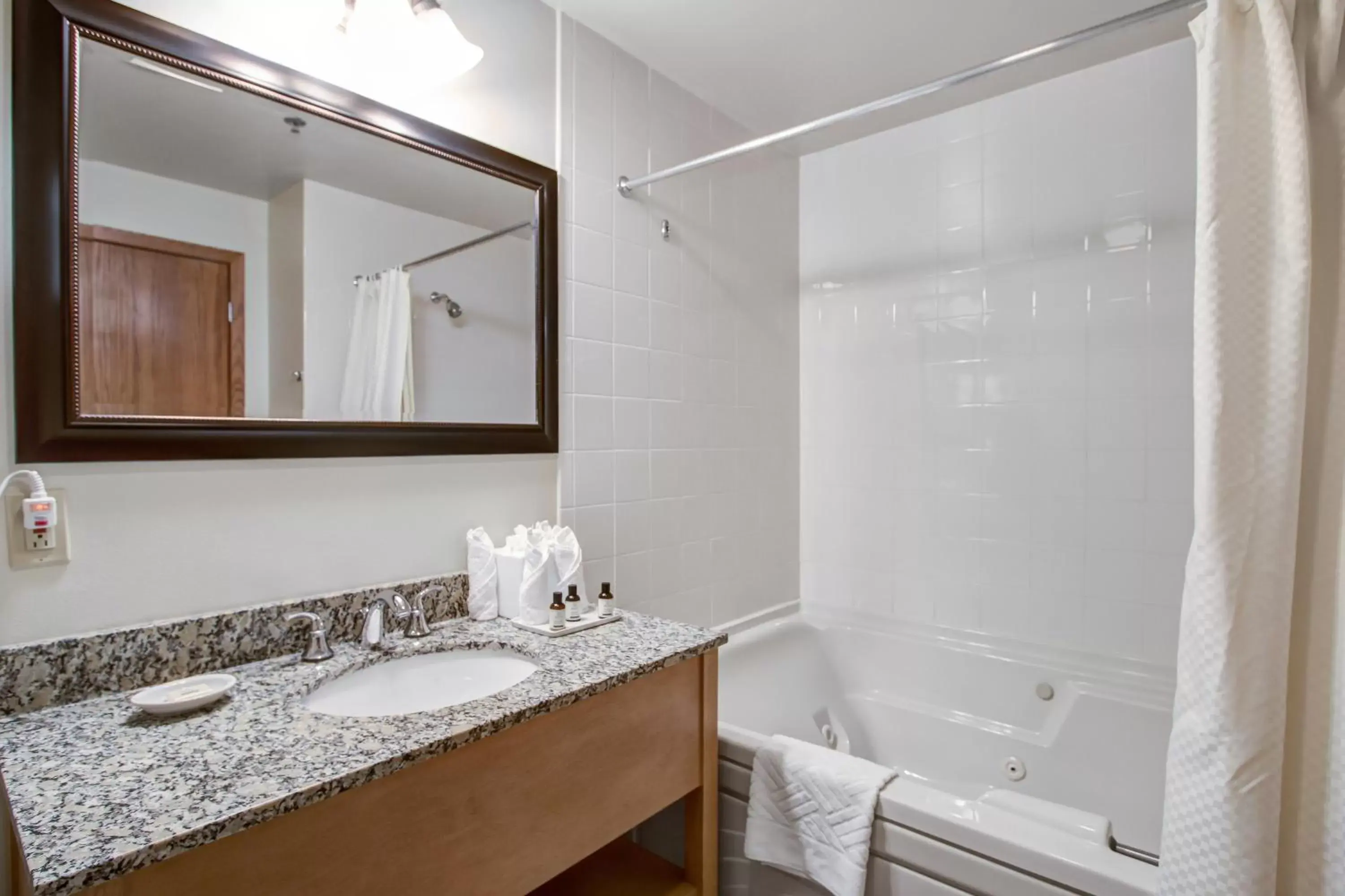 Bathroom in Timber Ridge Lodge and Waterpark