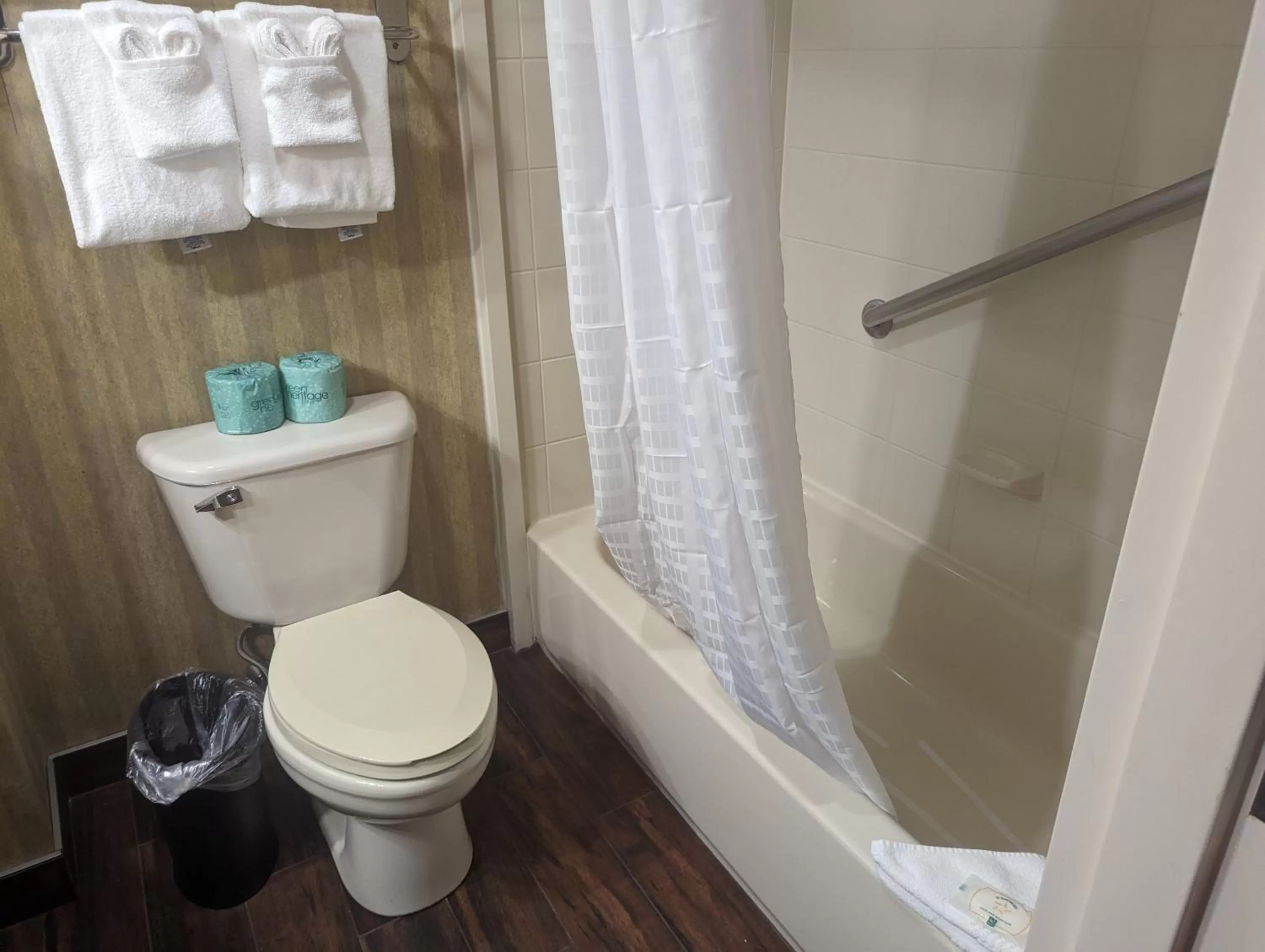 Quality Inn & Suites Northampton - Amherst