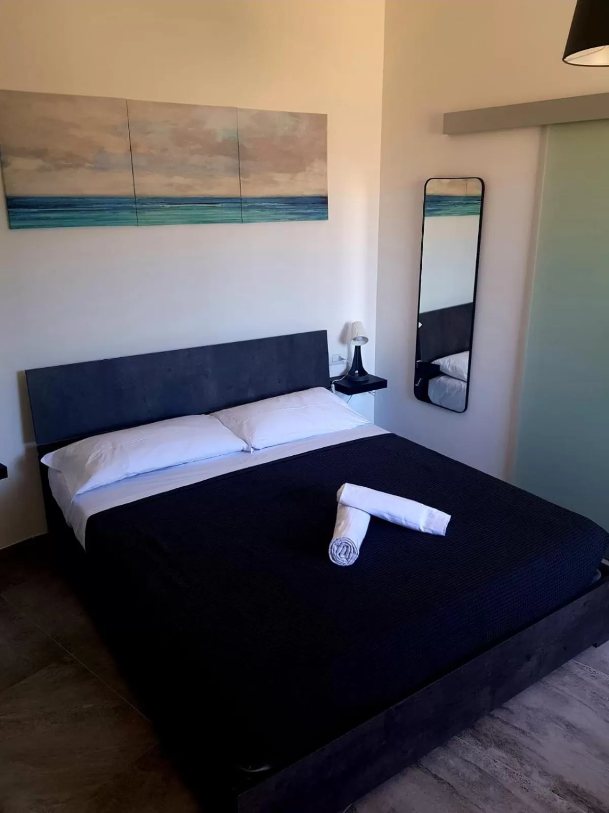 Shower, Bathroom in UN PASSO DAL MARE bed&breakfast San Salvo Marina