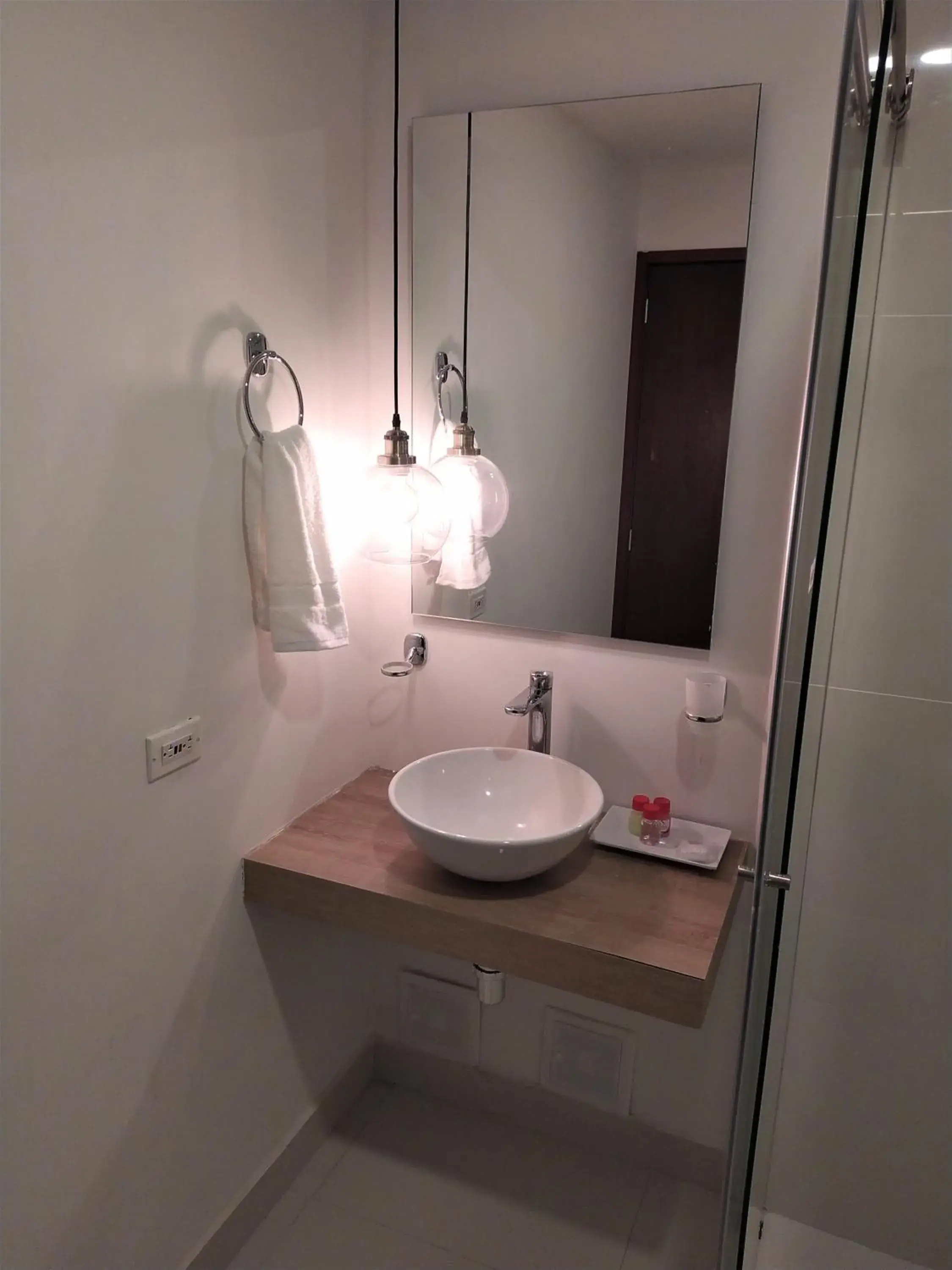 Bathroom in Hotel Karlo