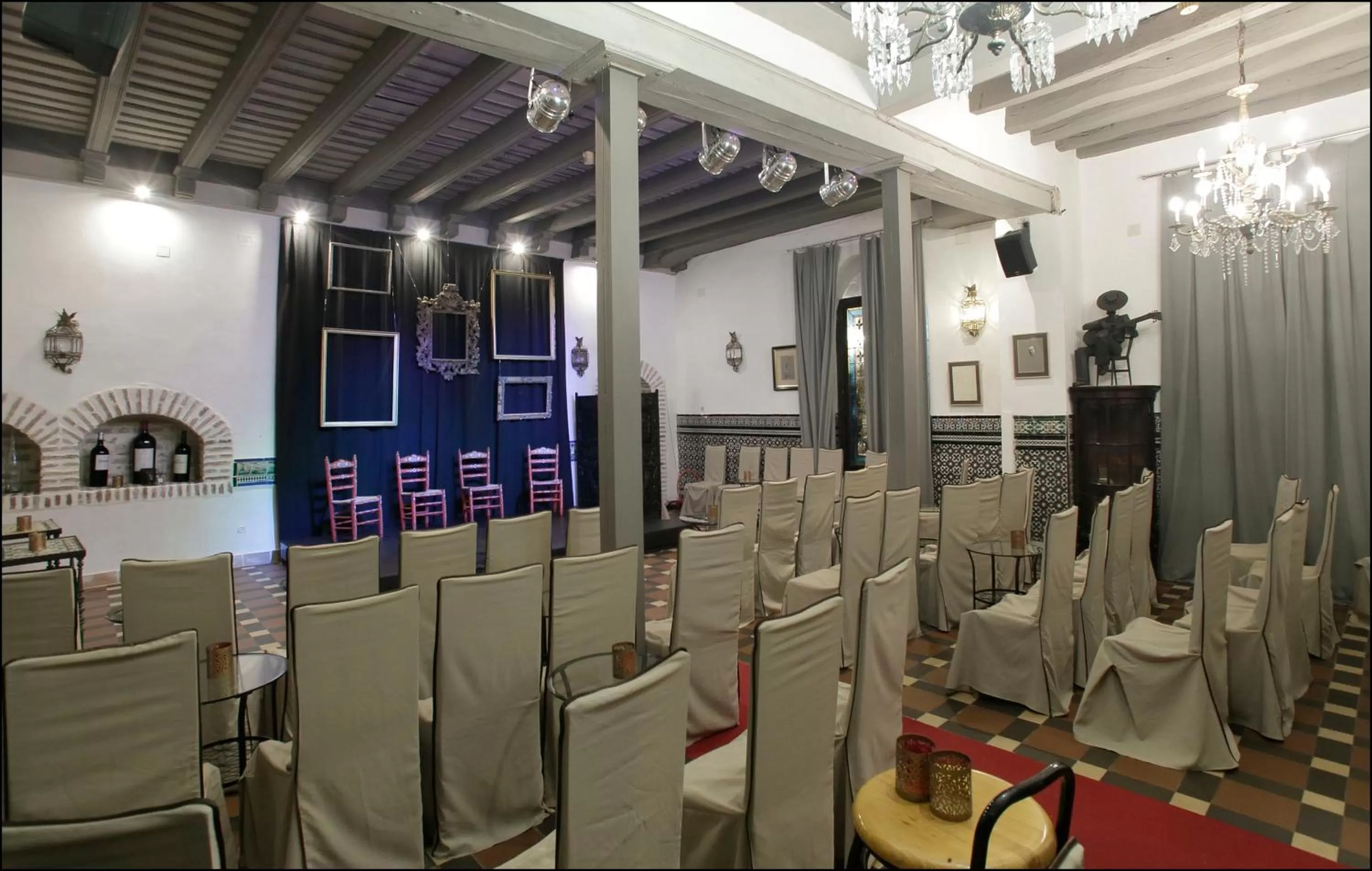 Entertainment in Hotel Convento La Gloria