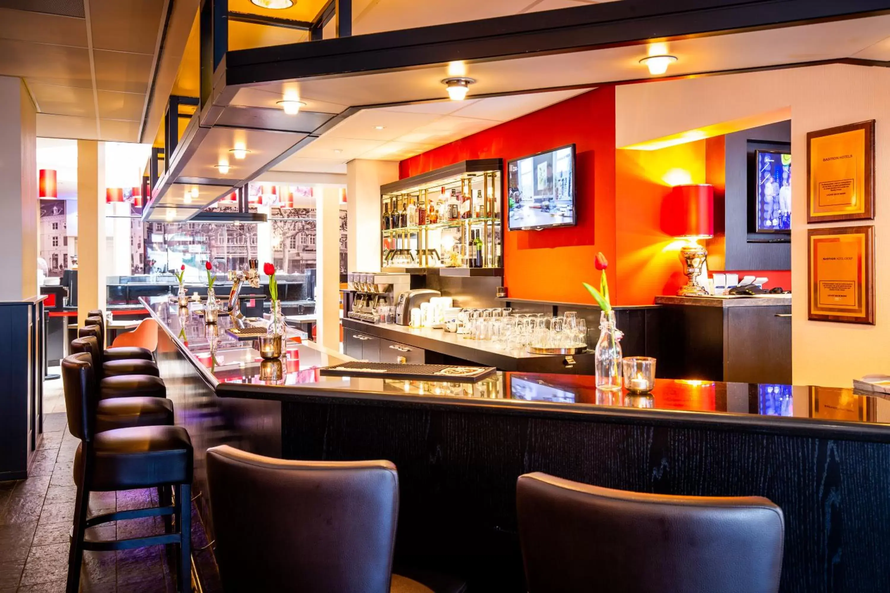 Lounge or bar, Restaurant/Places to Eat in Bastion Hotel Maastricht Centrum