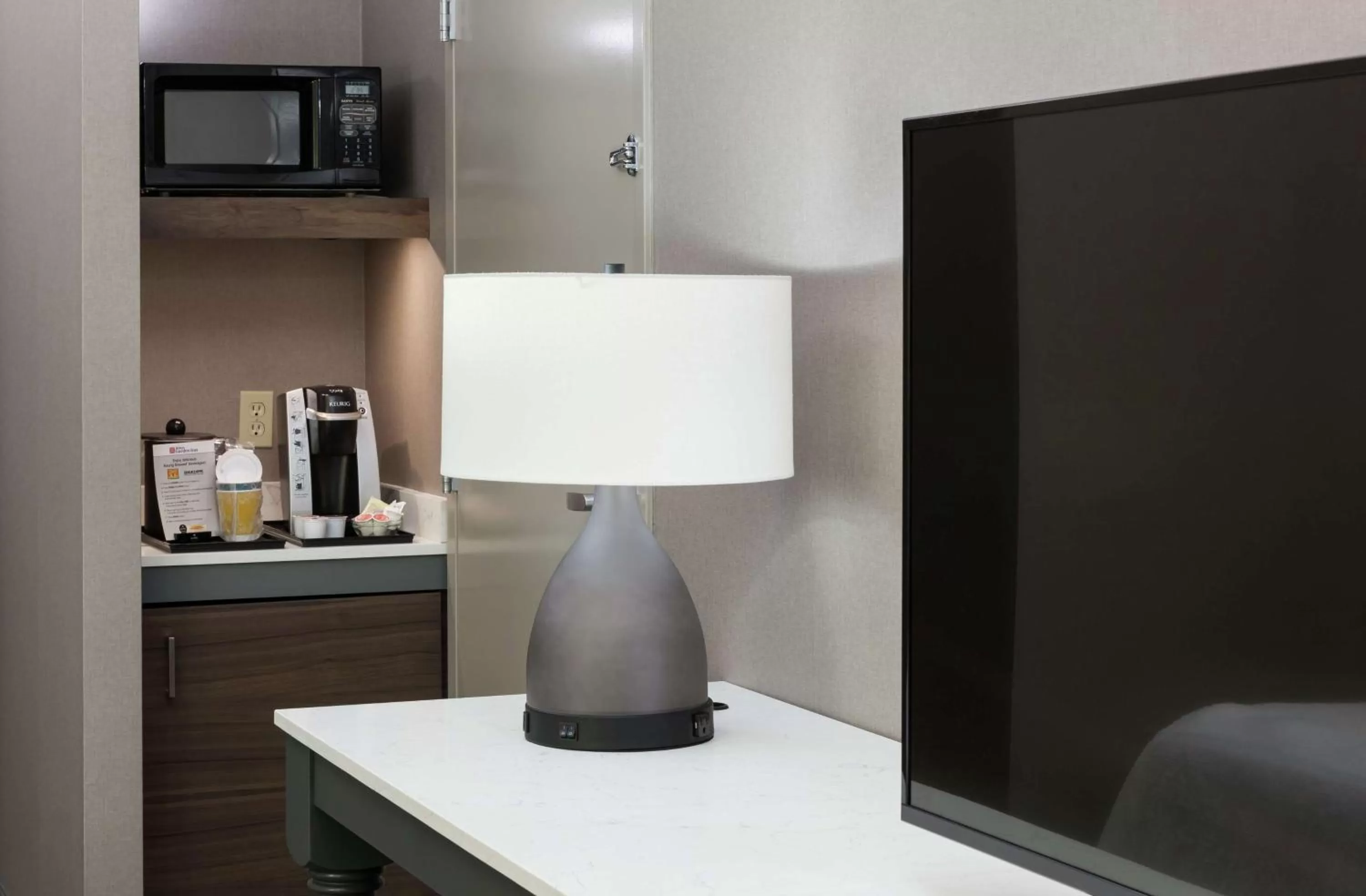 Bedroom in Hilton Garden Inn Sacramento/South Natomas