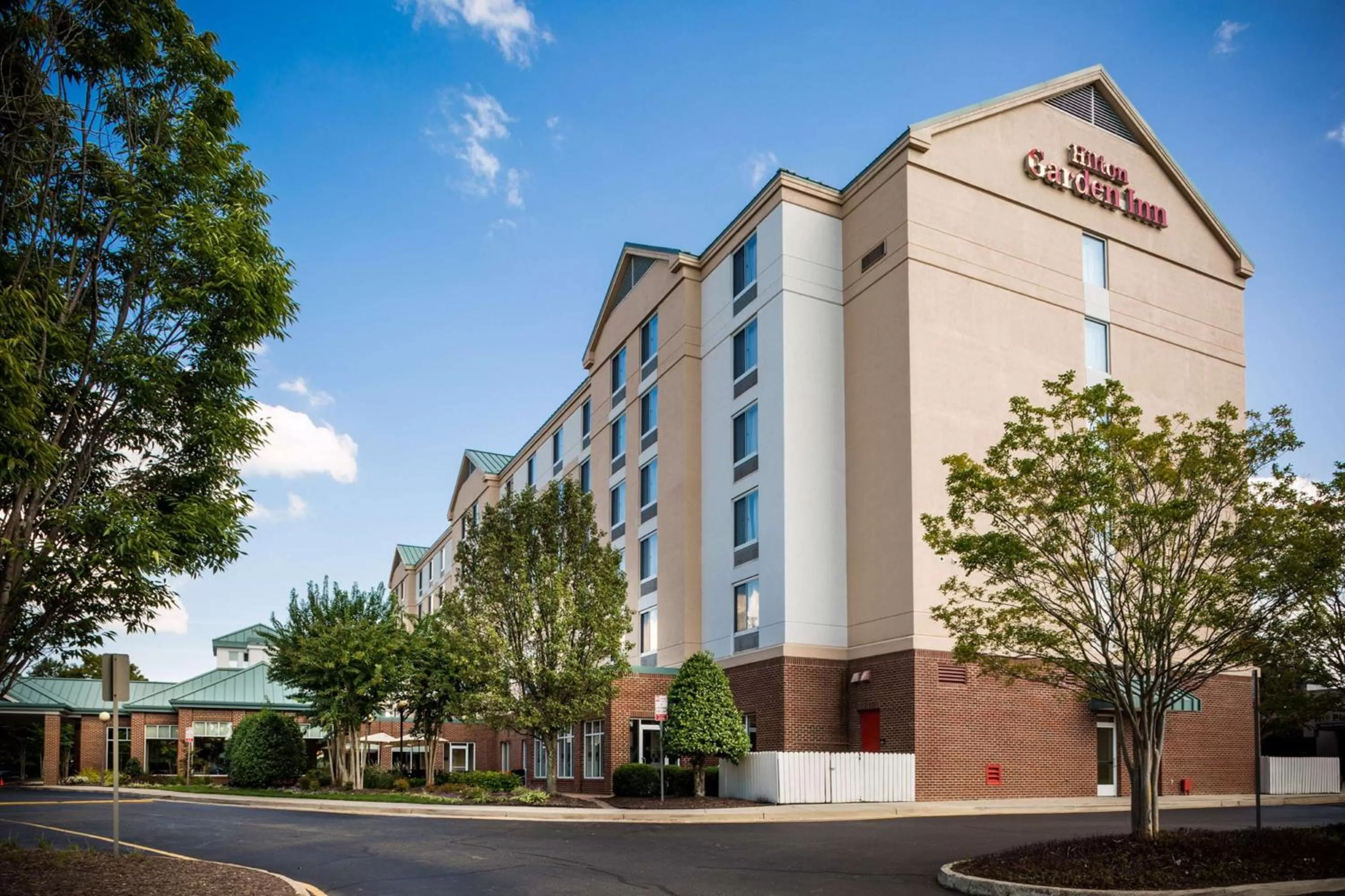 Property building in Hilton Garden Inn Richmond Innsbrook