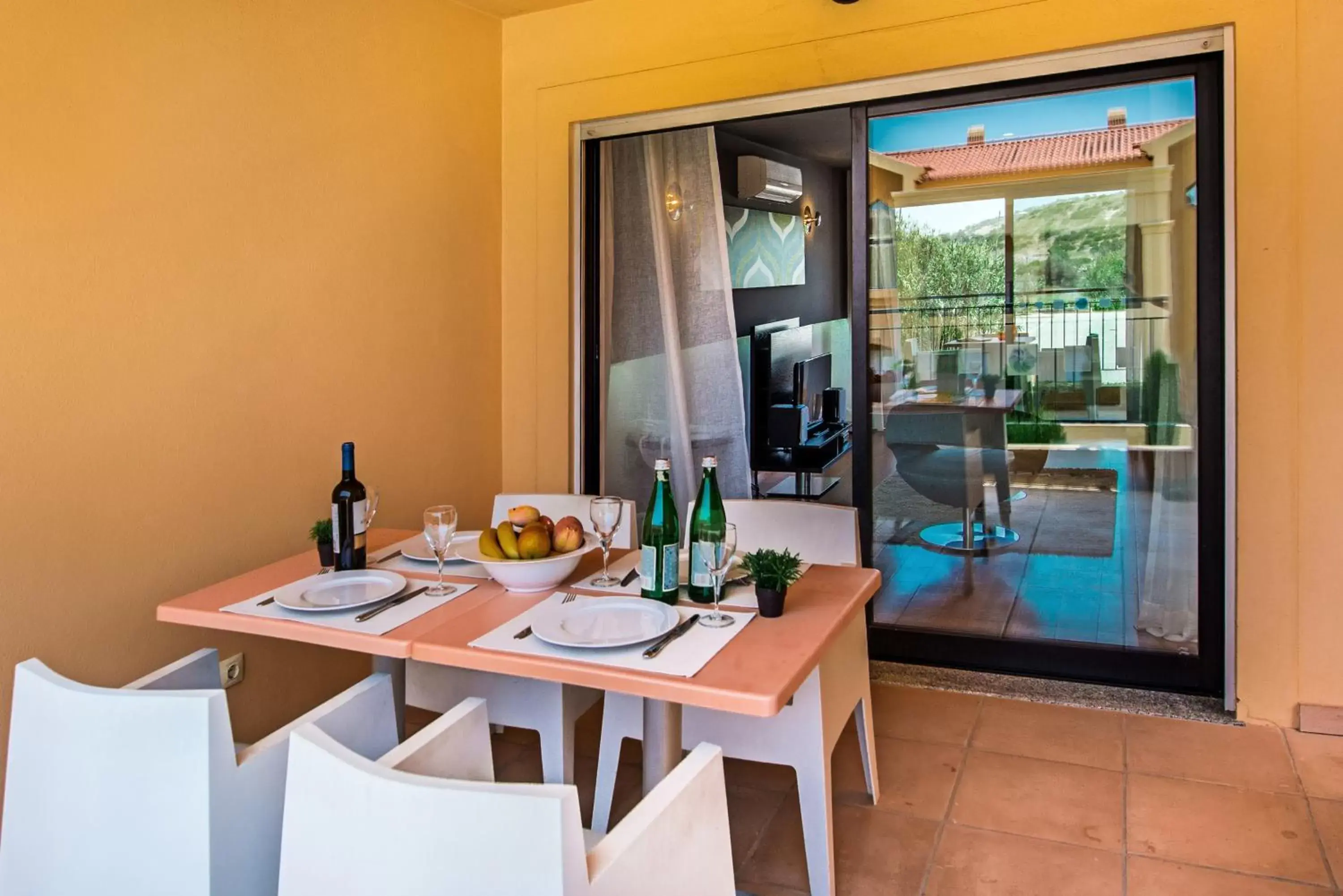 Dining Area in Baia da Luz Resort