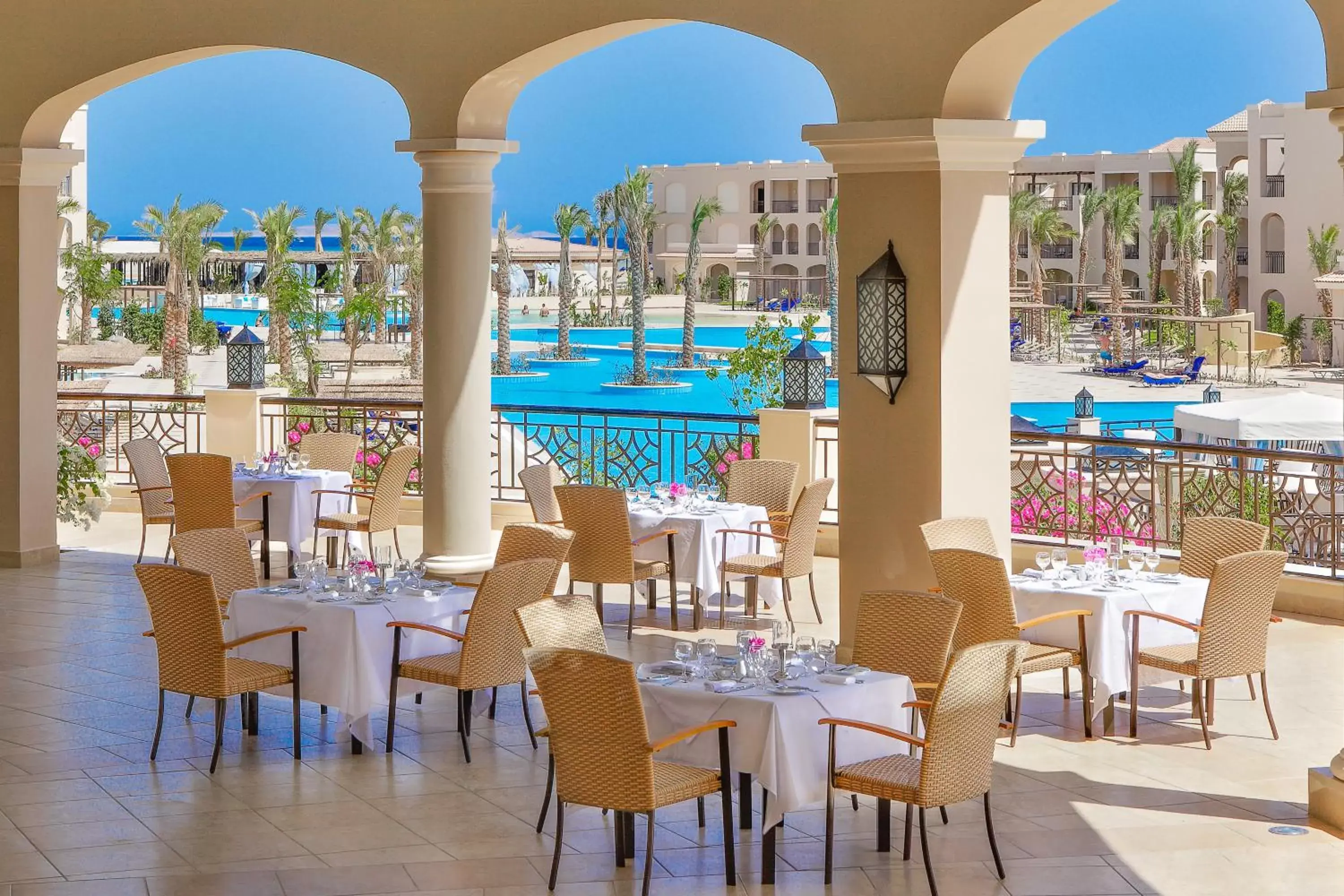 Restaurant/Places to Eat in Jaz Aquamarine Resort