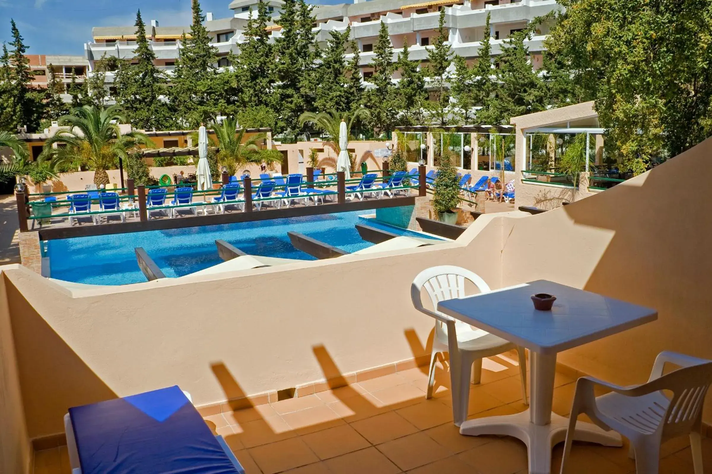 Balcony/Terrace, Pool View in Hotel Balaia Mar