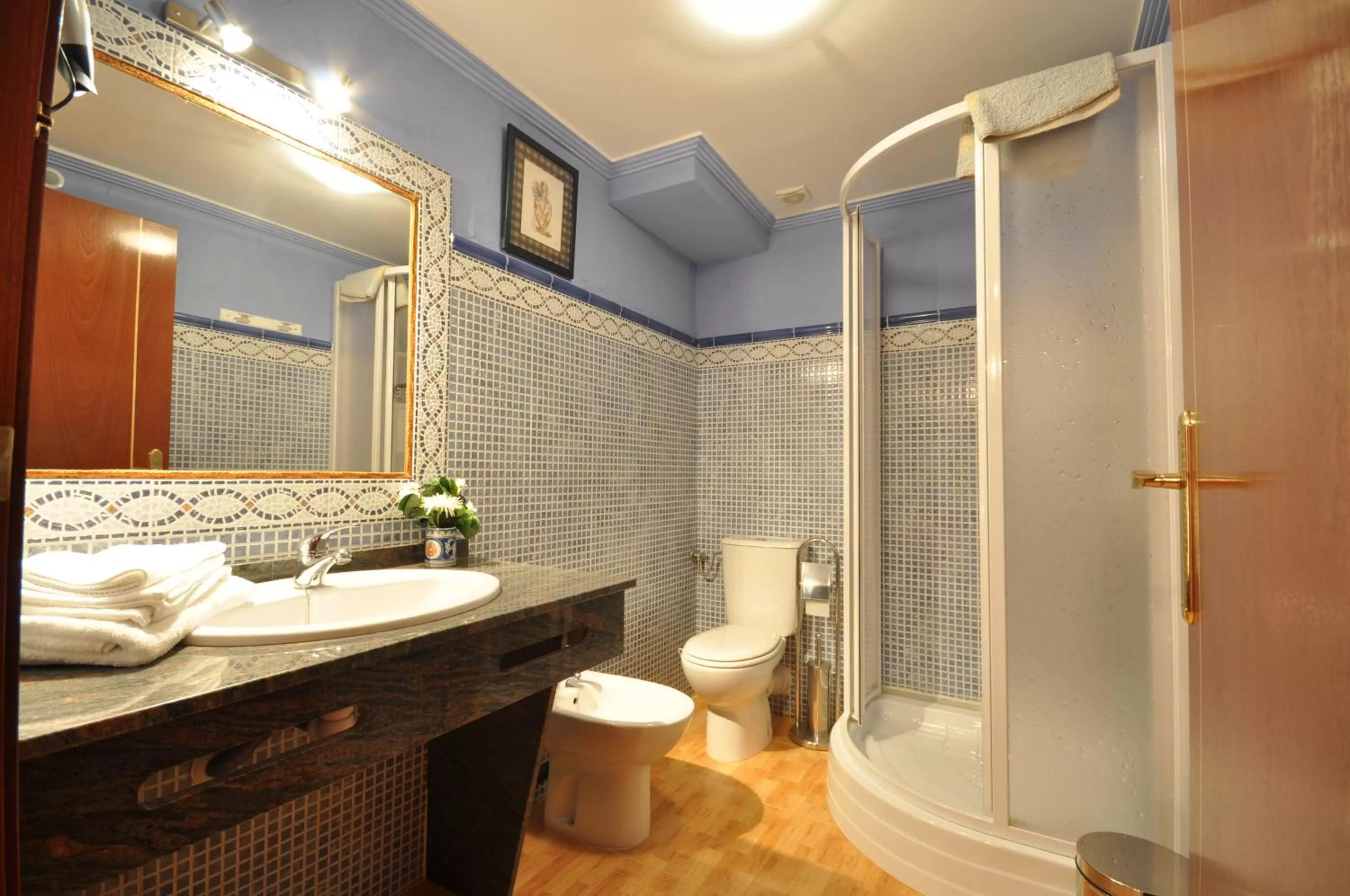 Bathroom in Unique Hotel Apartments