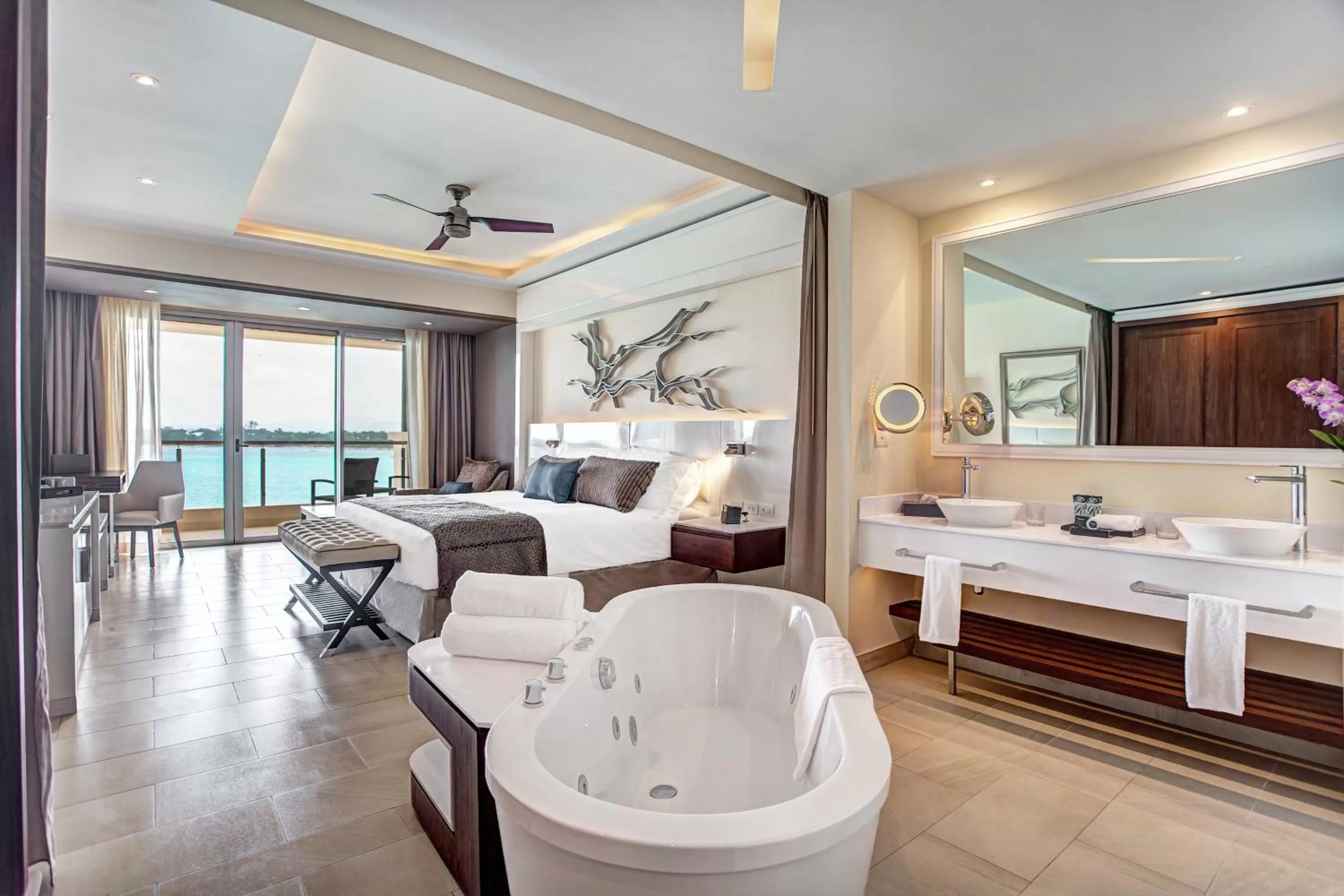 Bath in Royalton Negril, An Autograph Collection All-Inclusive Resort