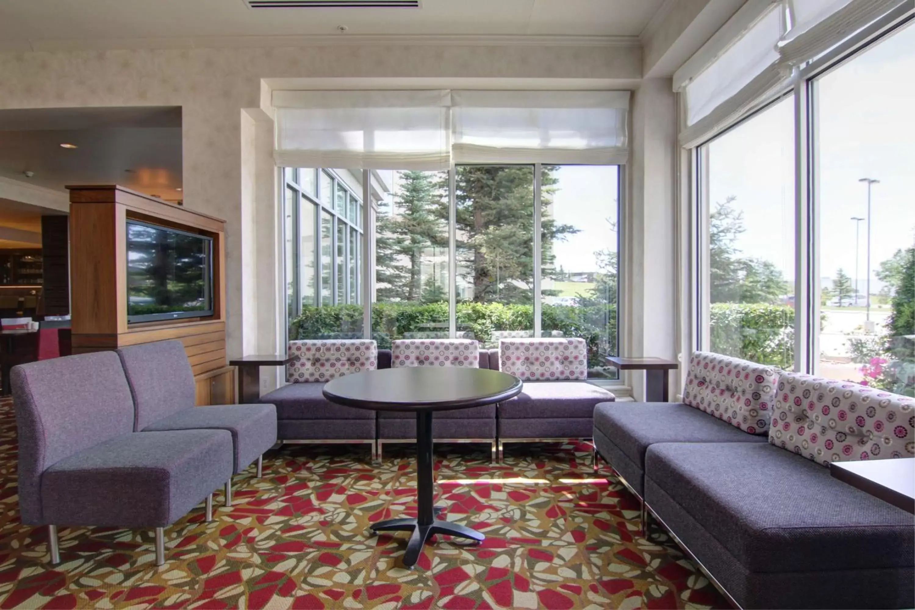 Lobby or reception, Seating Area in Hilton Garden Inn Calgary Airport