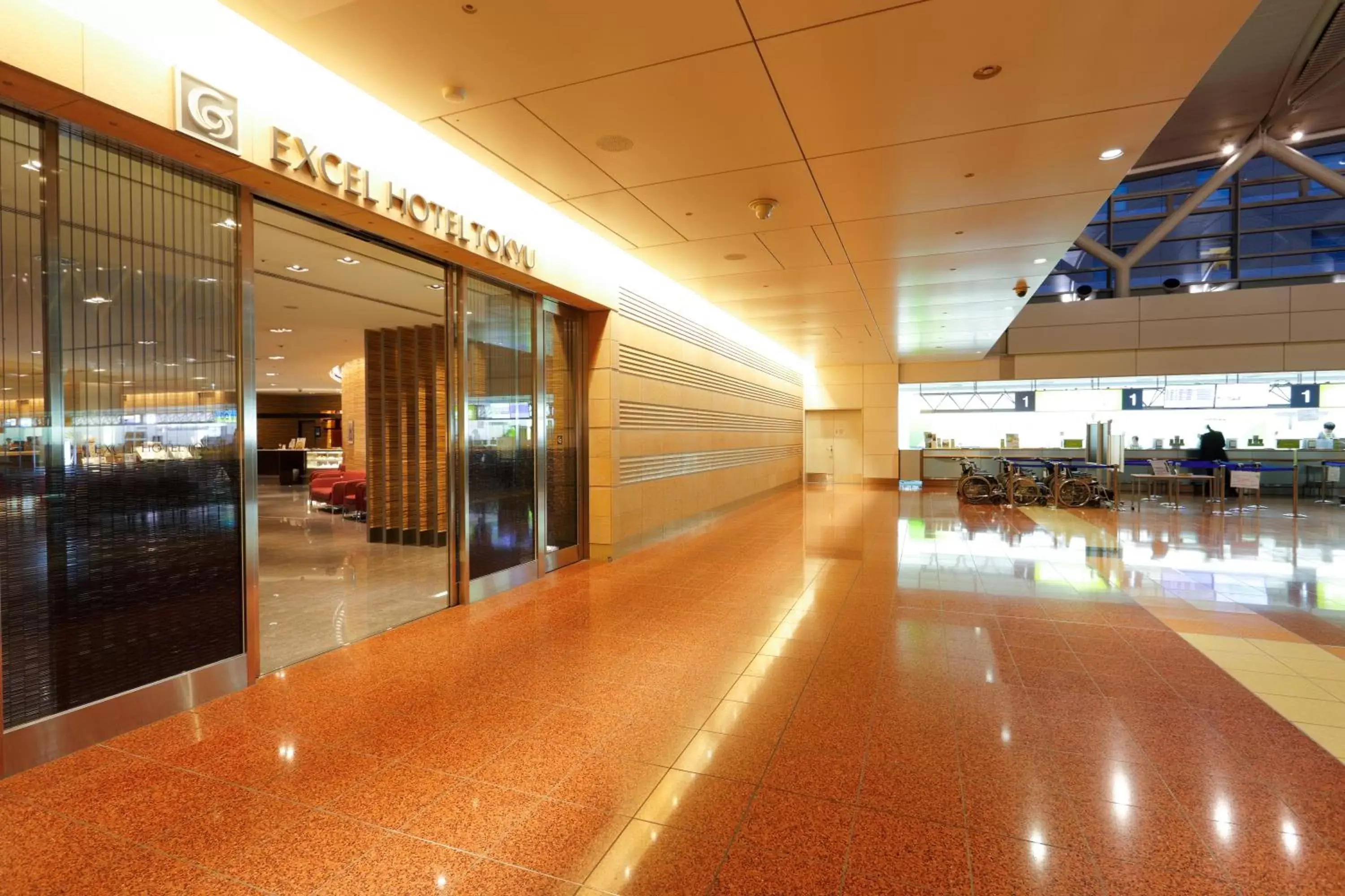 Property building in Haneda Excel Hotel Tokyu Haneda Airport Terminal 2 Property building in Haneda Excel Hotel Tokyu Haneda Airport Terminal 2