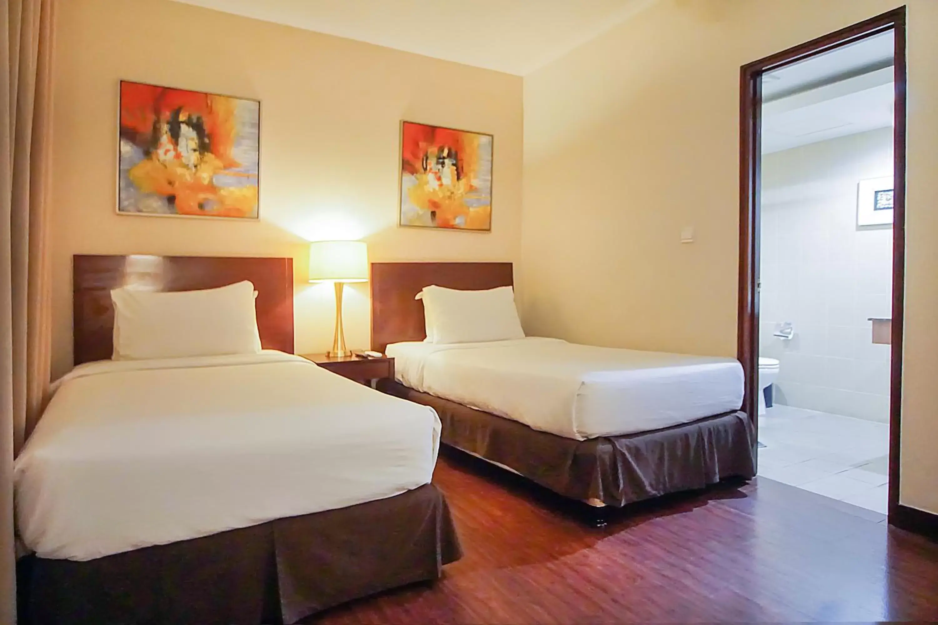 Bed in Grand Dafam Ancol Jakarta