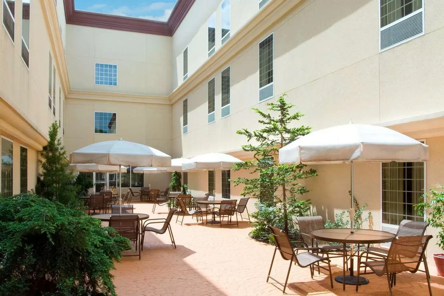 Lobby or reception, Patio/Outdoor Area in Hampton Inn & Suites Hershey