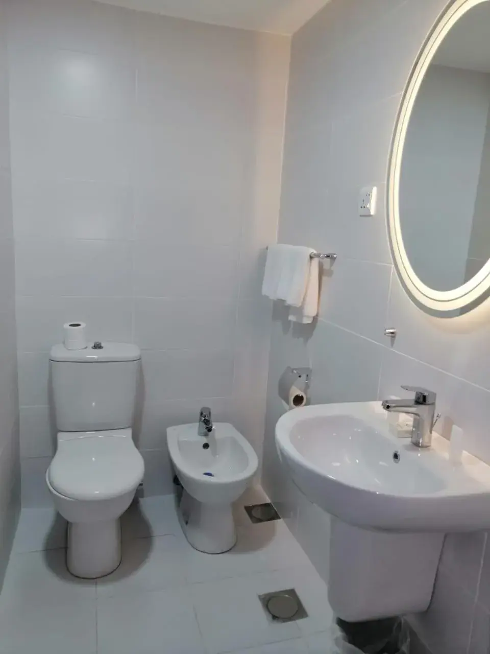 Bathroom in Le Vendome Hotel