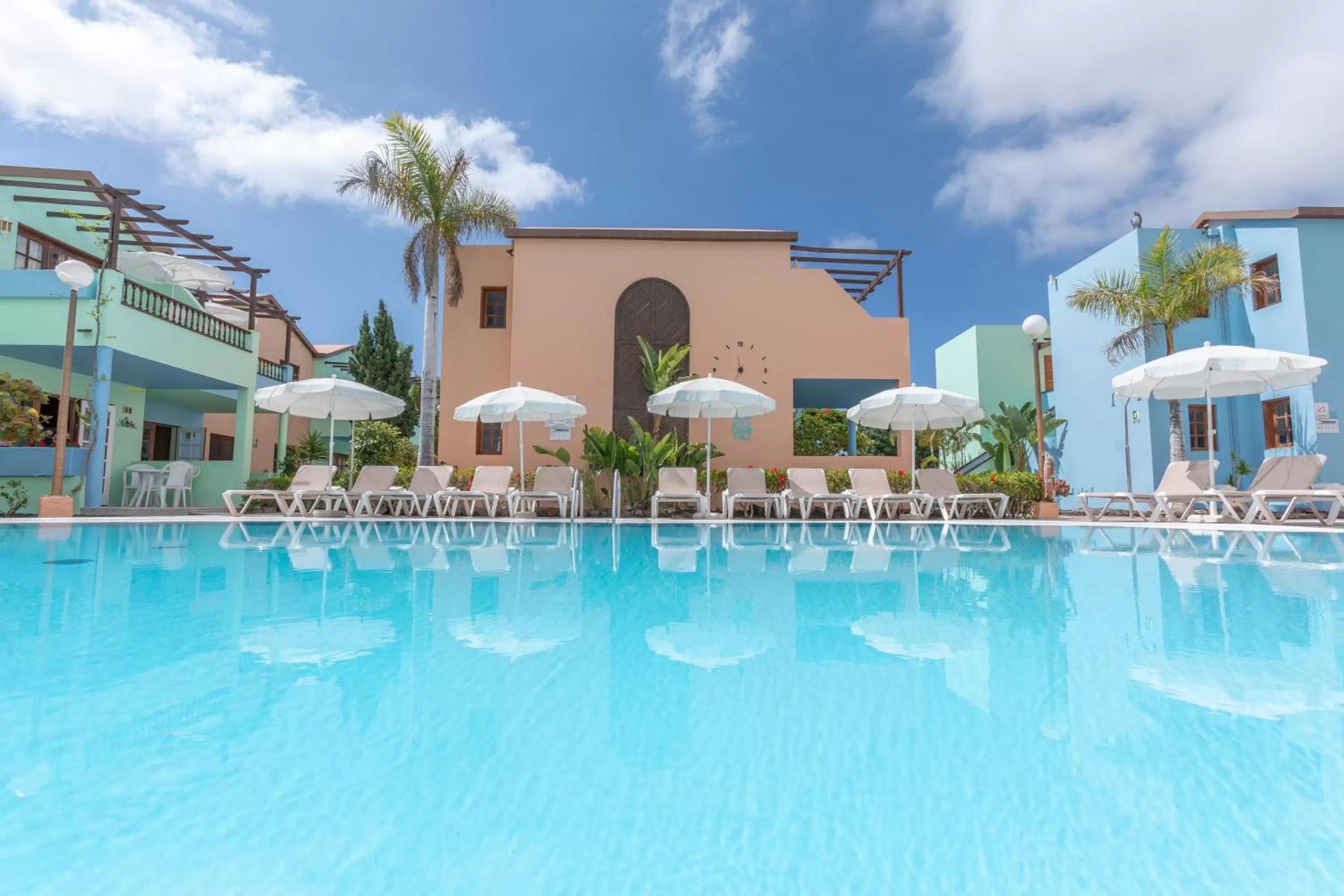 Swimming pool in Club Vista Serena