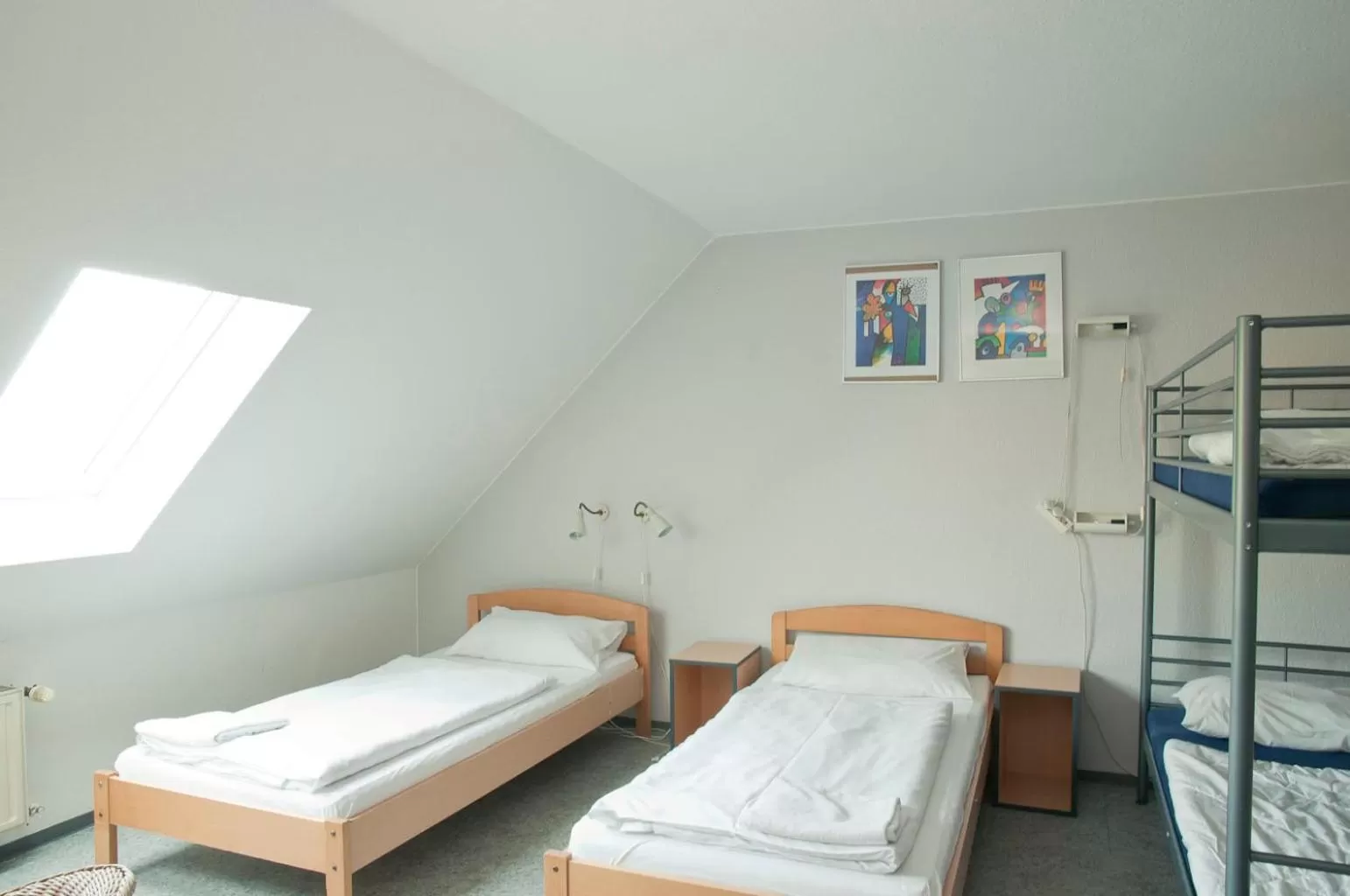 Staff, Bed in Happy Hotel Berlin