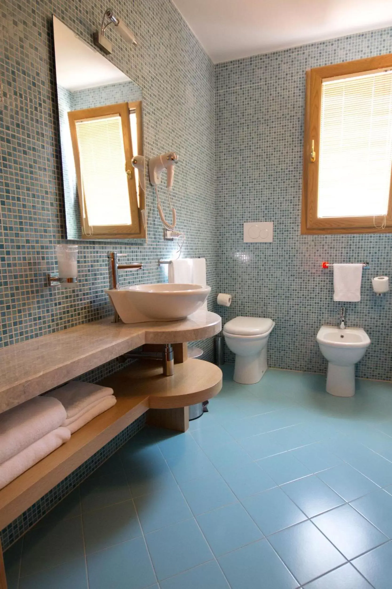 Bathroom in Hotel Ghalà