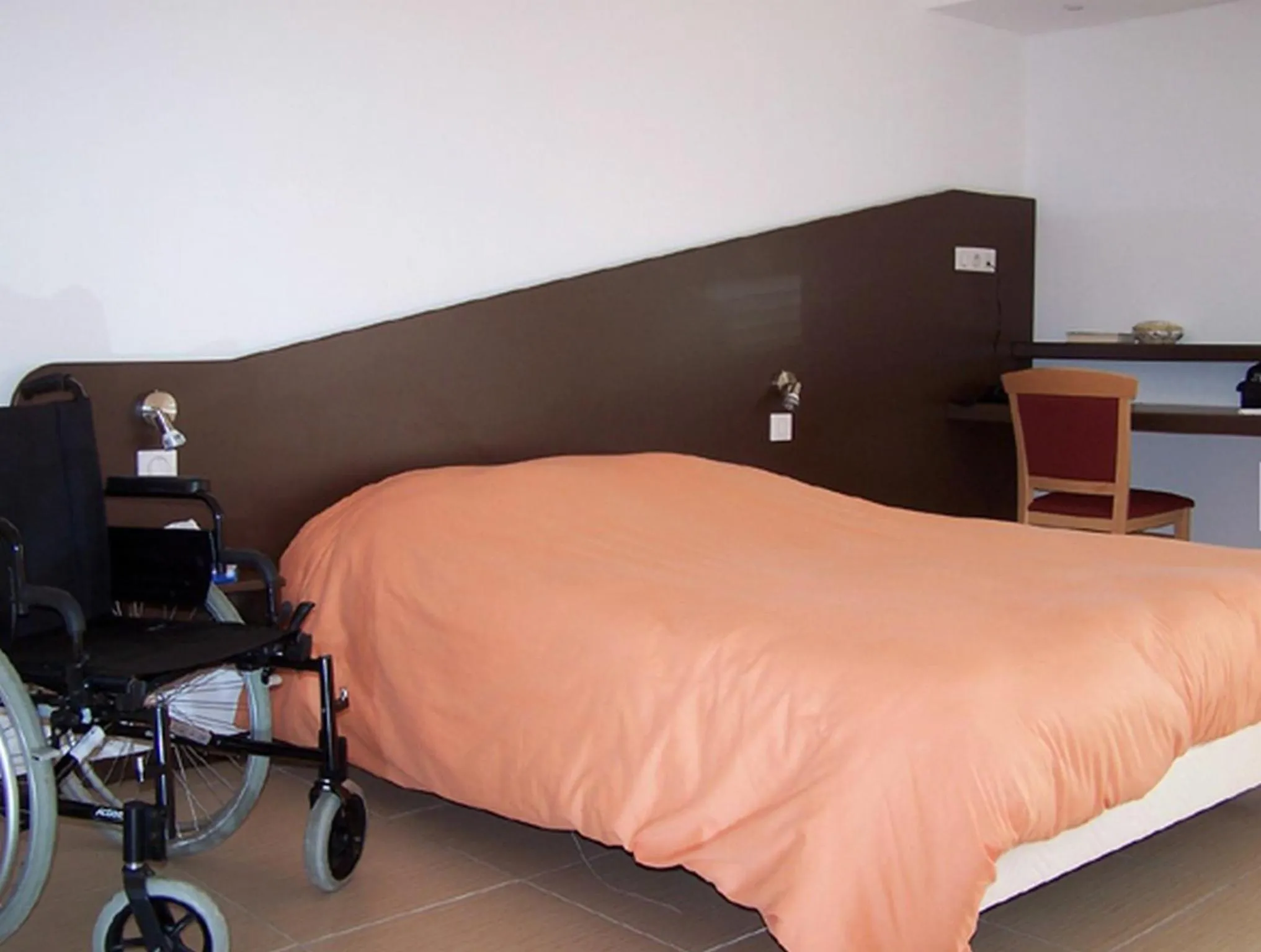 Bed in Hôtel Le Richevaux