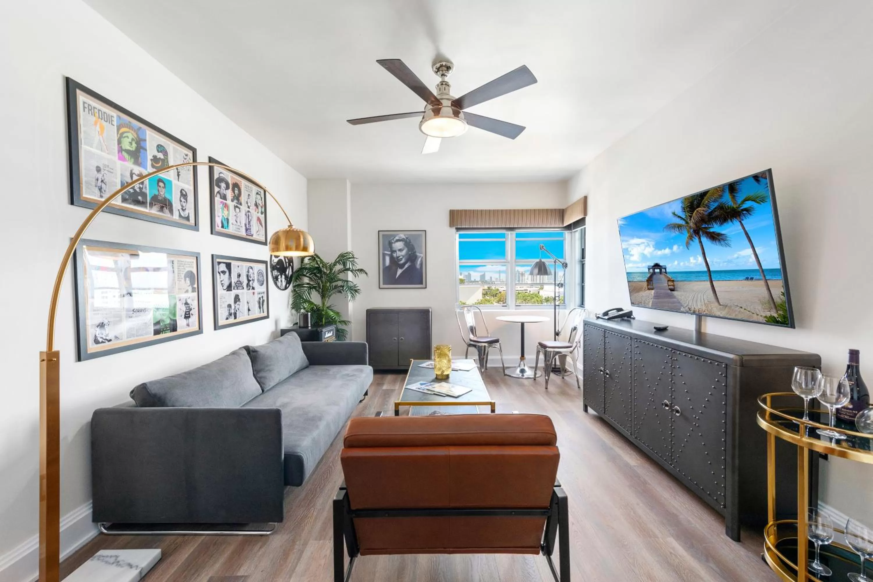 TV and multimedia in National Hotel, An Adult Only Oceanfront Resort