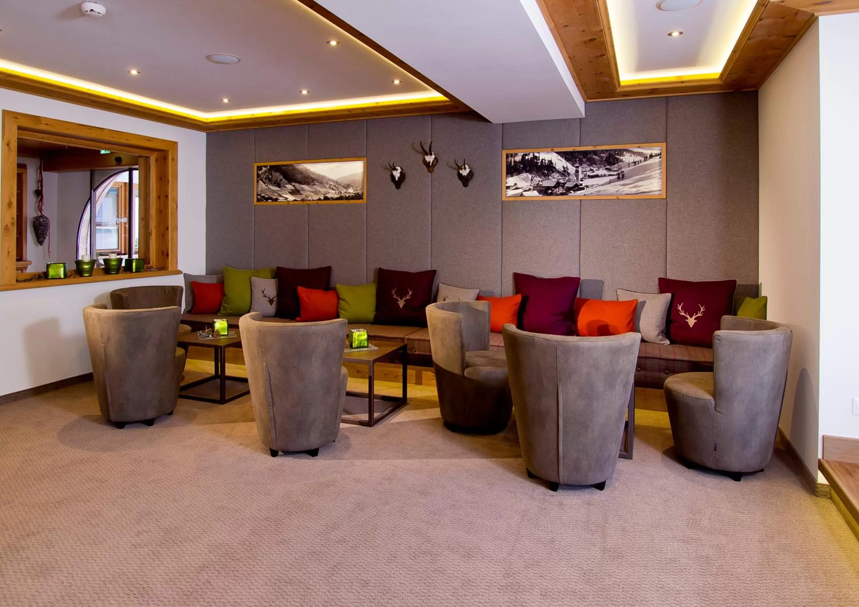 Lobby or reception in Hotel Bergkristall