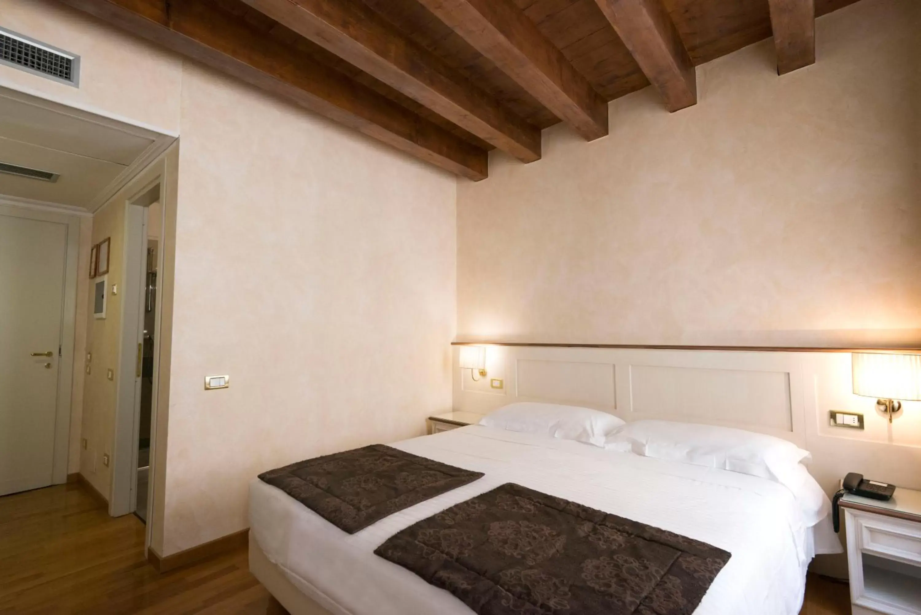 Bedroom in Albergo Mazzanti